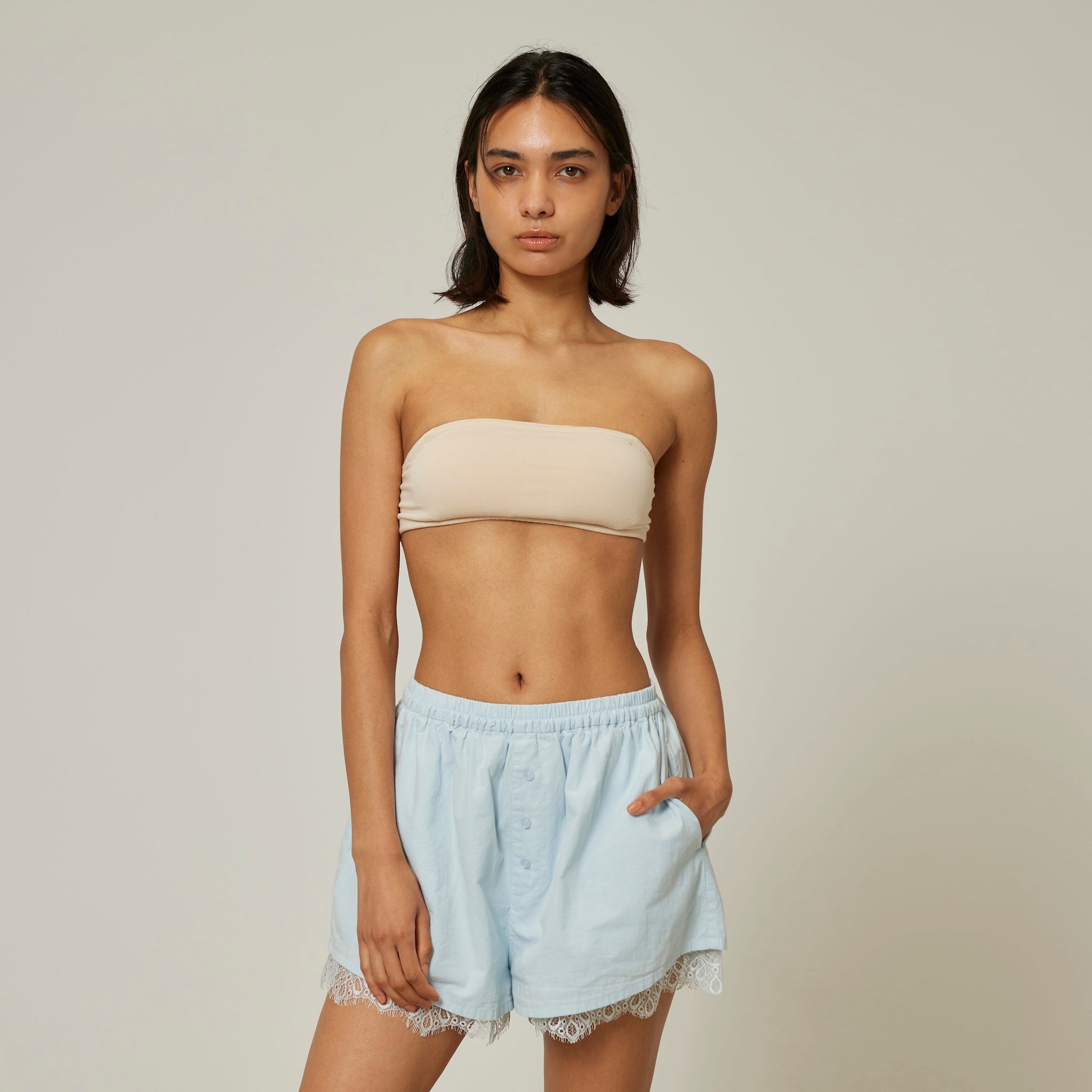 Slim Shoulder Smooth Bra