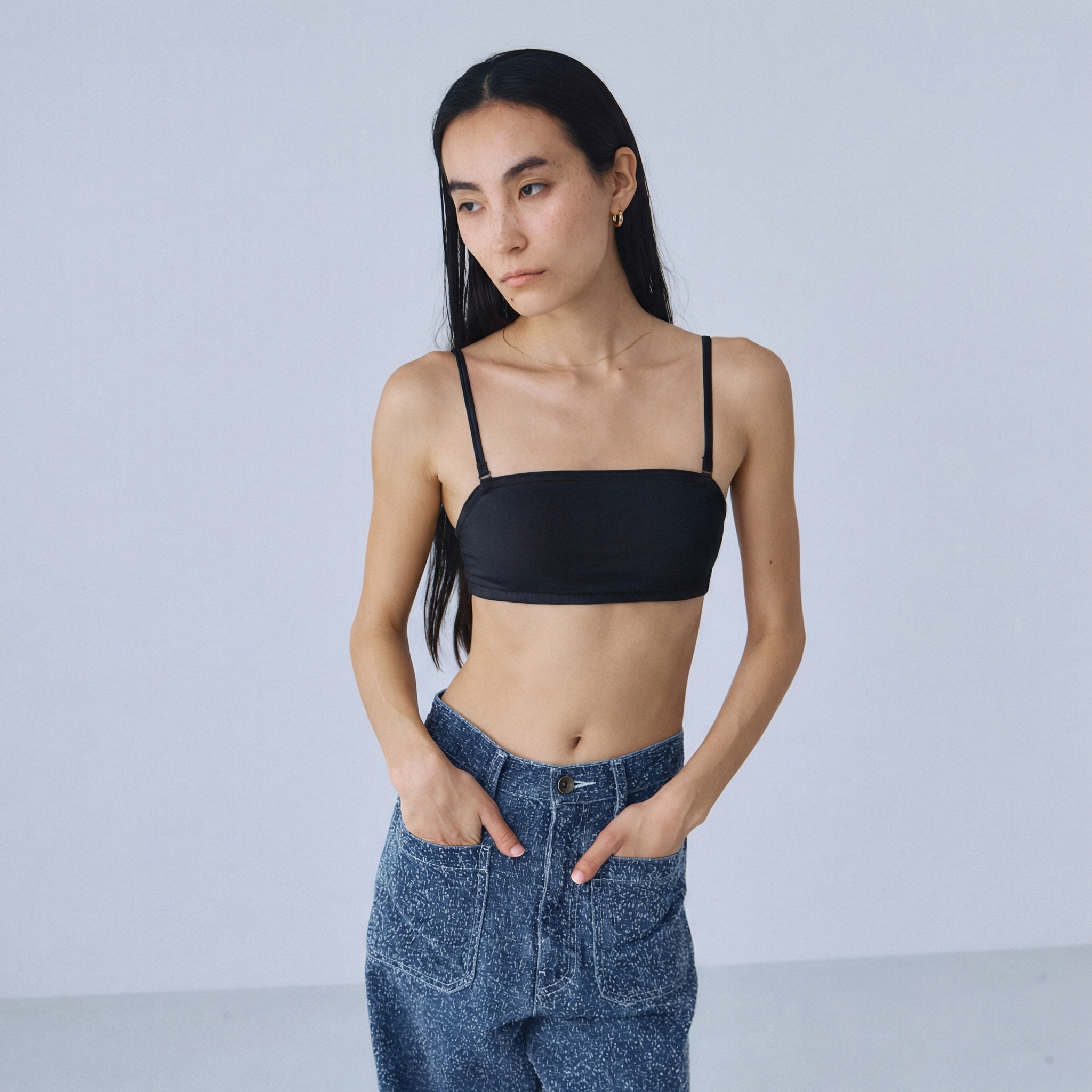 Slim Shoulder Smooth Bra