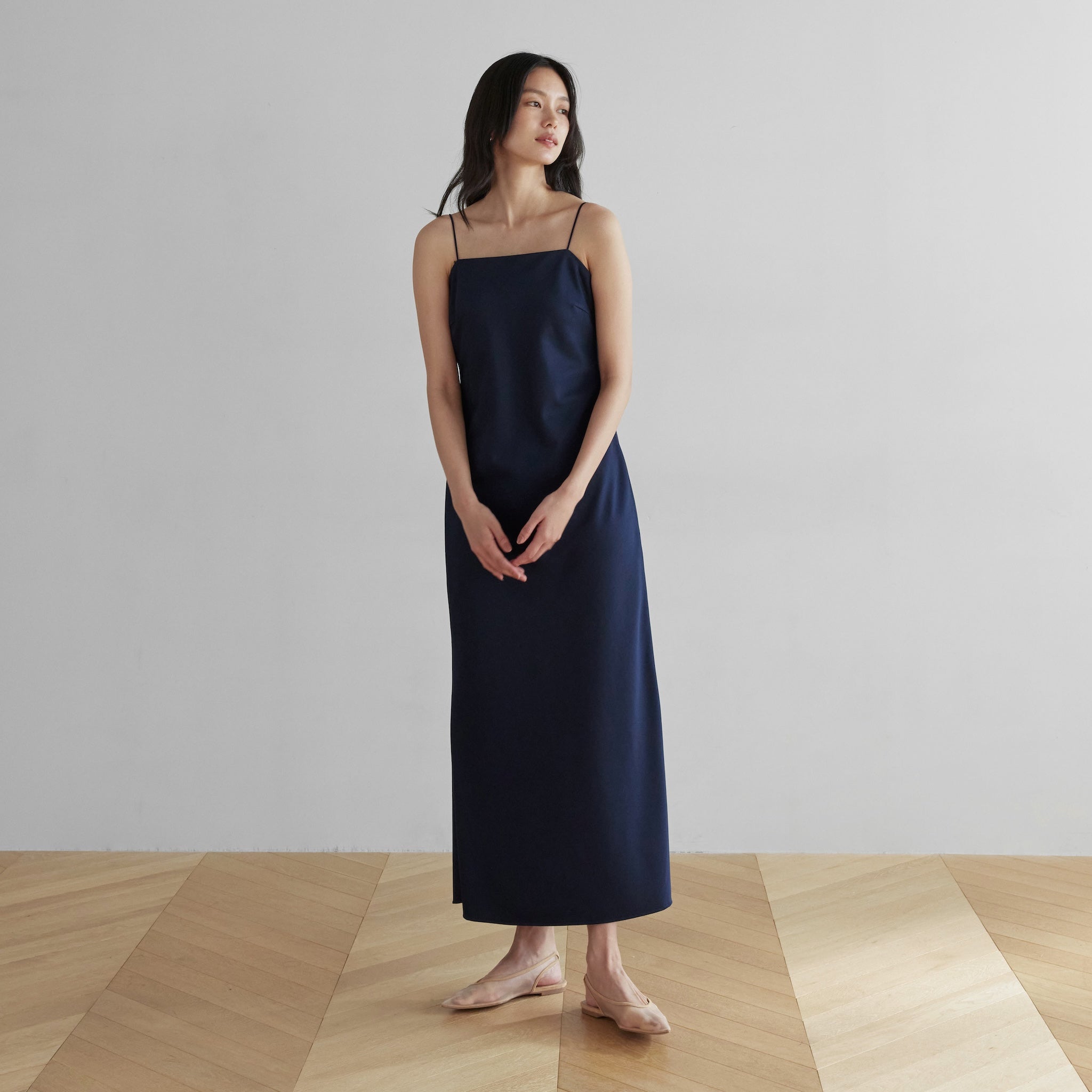 Soft flare spaghetti dress