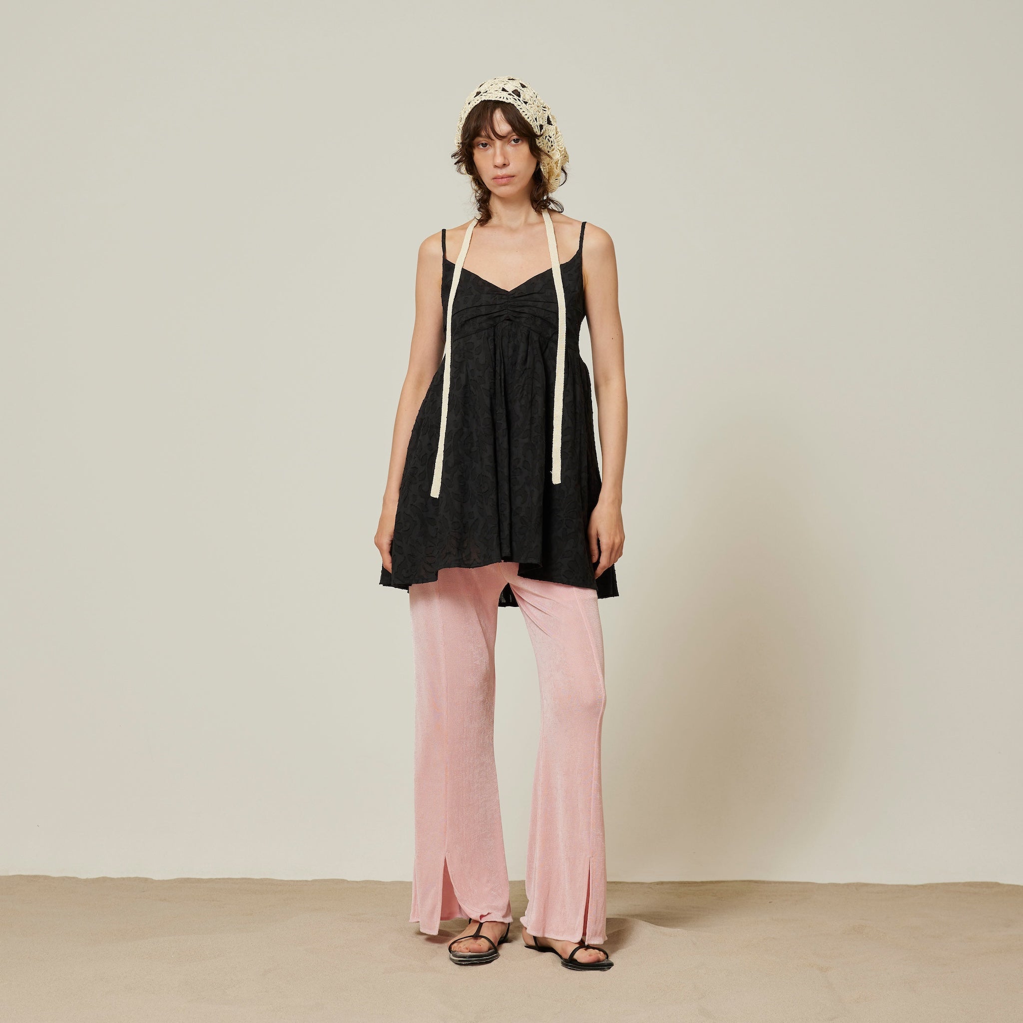 BACKスリットGLOSS RIBパンツ