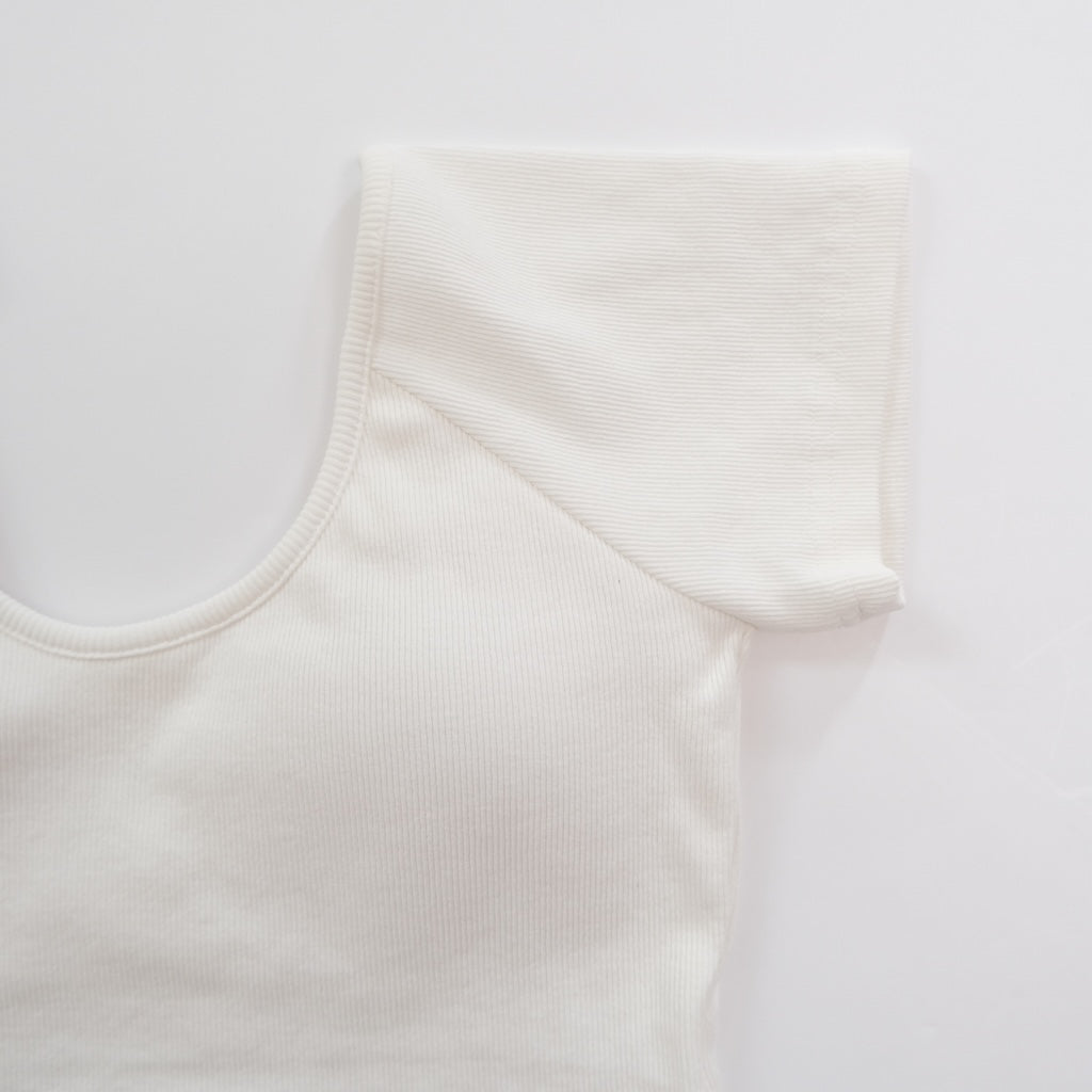 パッドin BACK Uカットソー