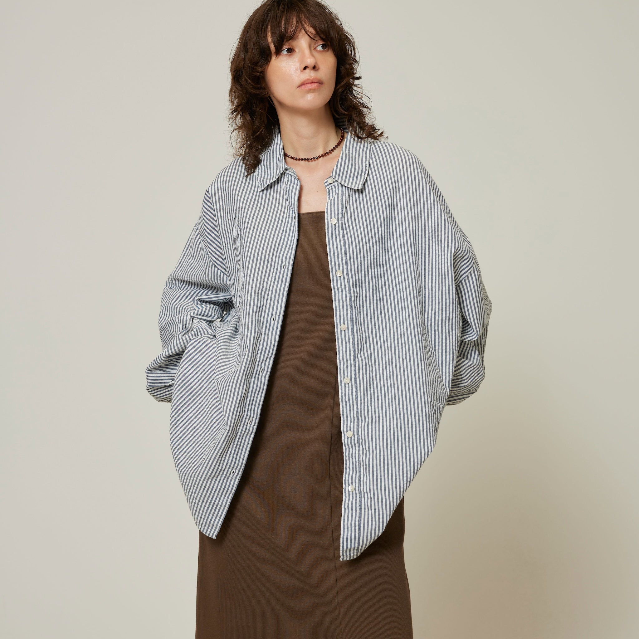 Seersuckerルーズストライプシャツ