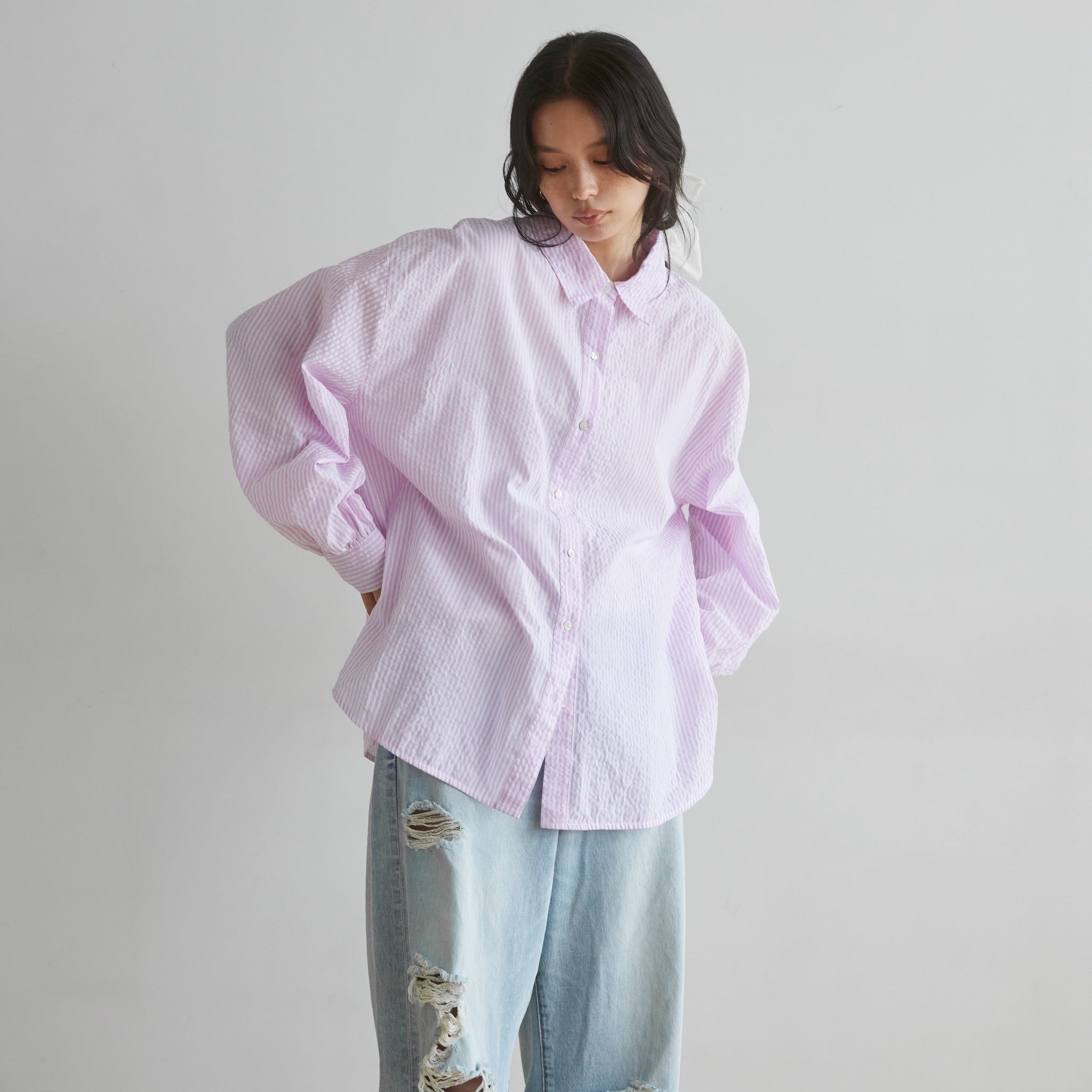Seersuckerルーズストライプシャツ
