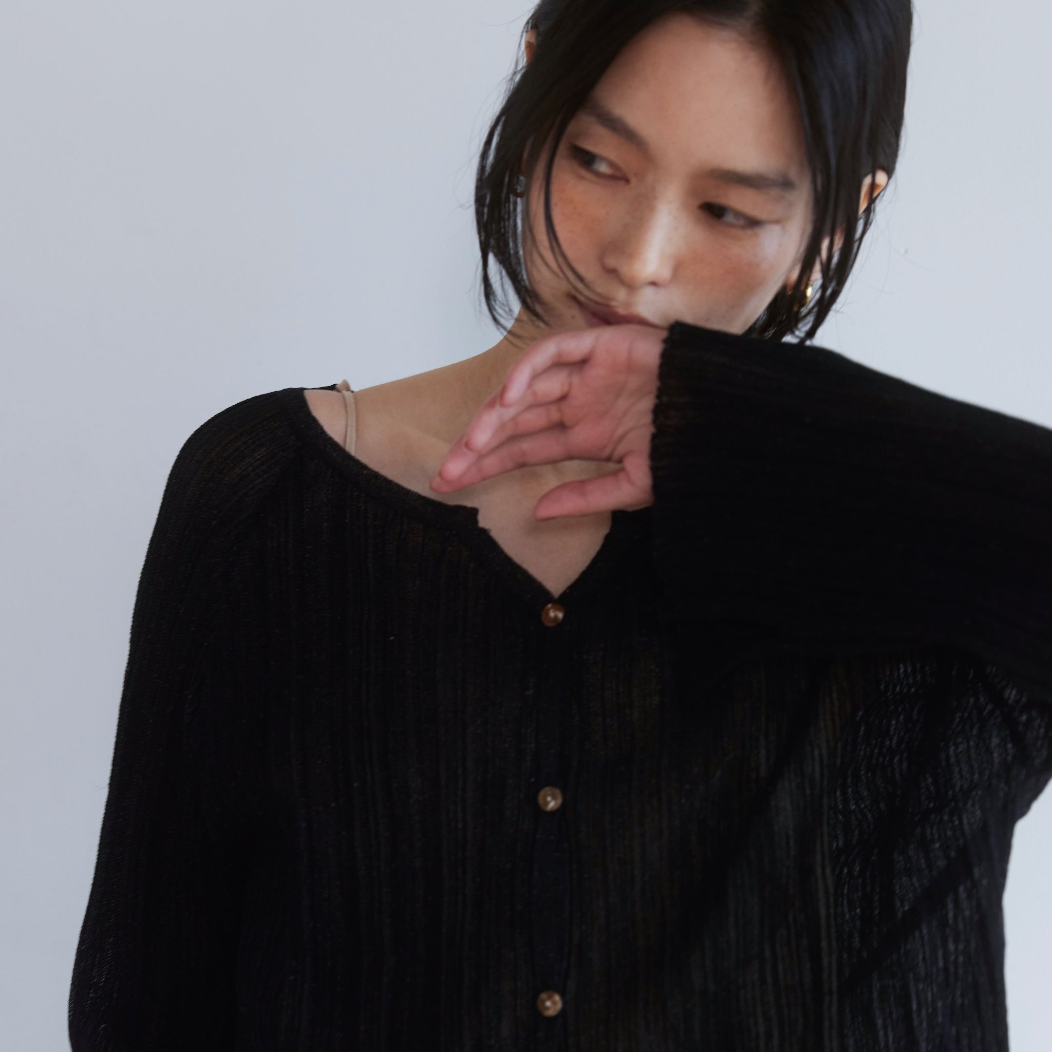 LightシアーランダムRIBショートカーデ