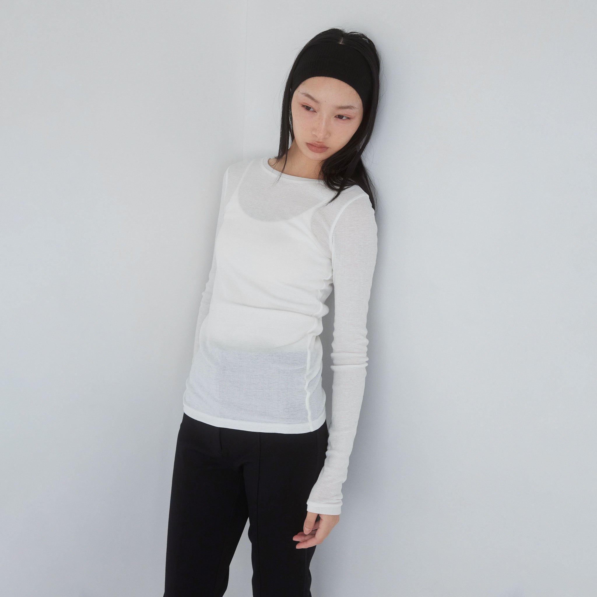 Light sheer rib fit top