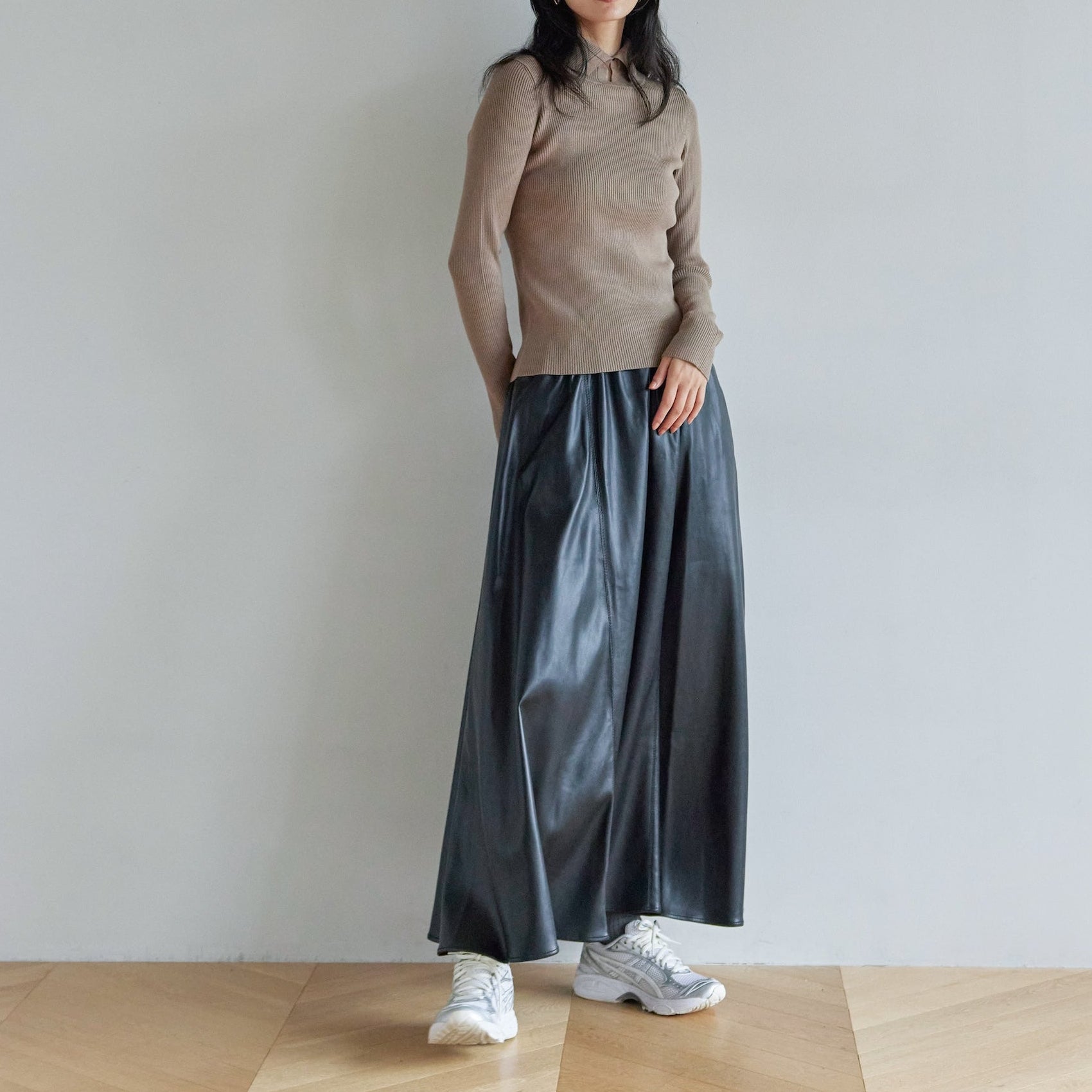 MultiネックRIBニットトップス