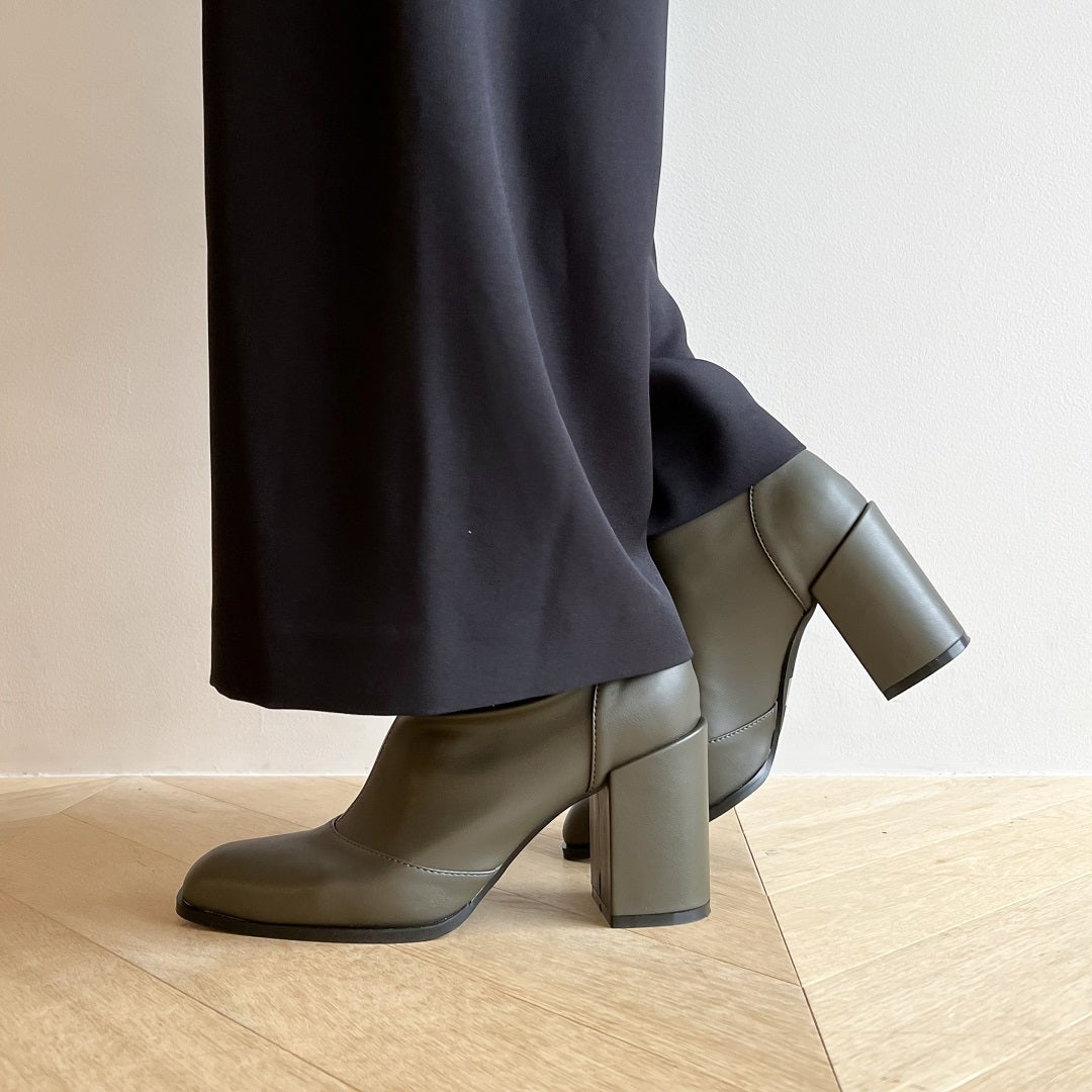 ECO LEATHER FIT short boots