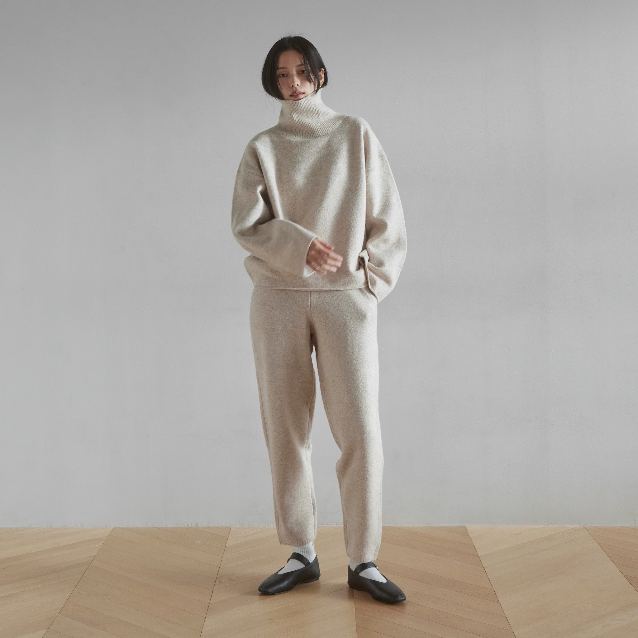 ウールmix Relaxソフトニットパンツ