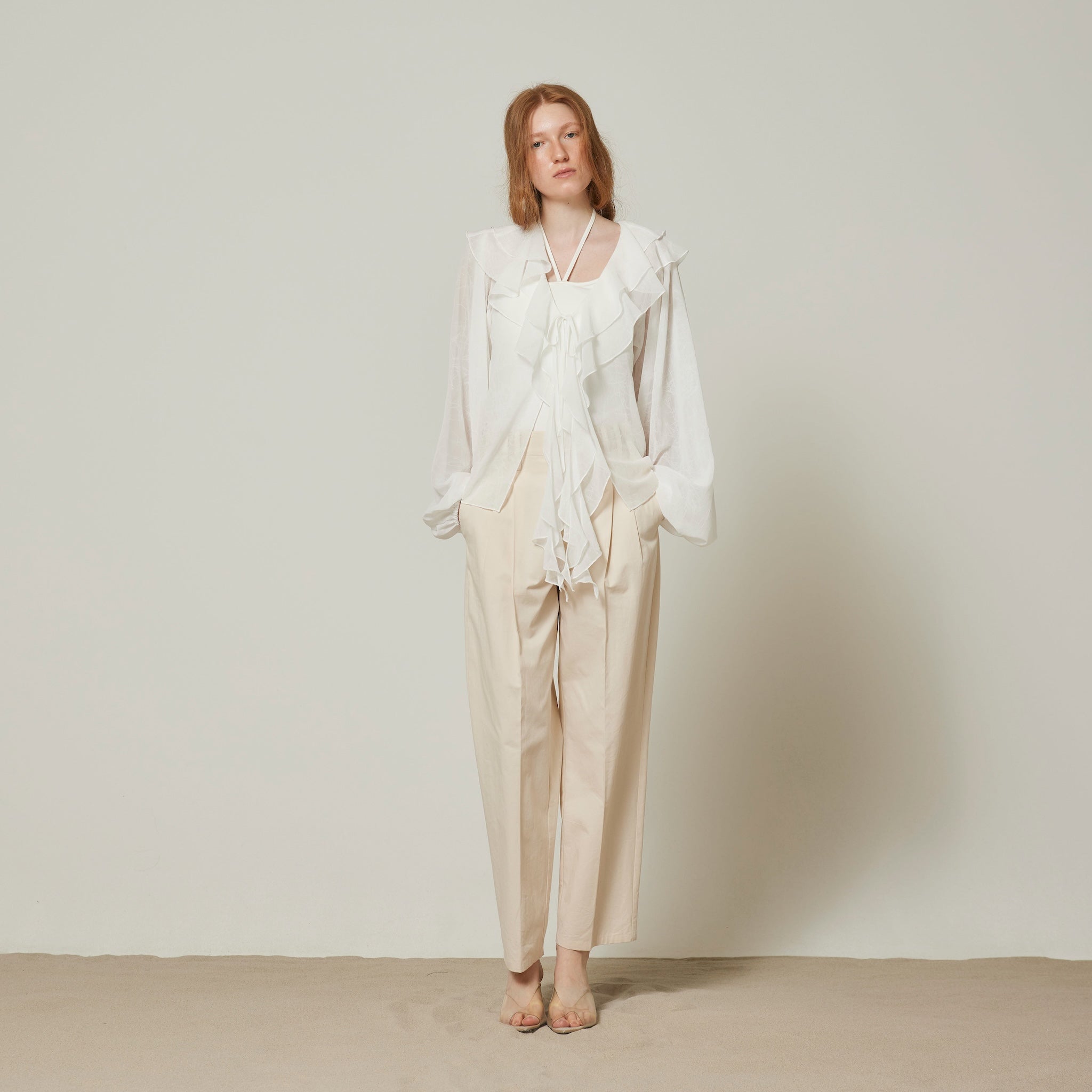 2tuck 2loopテーパードコットンパンツ