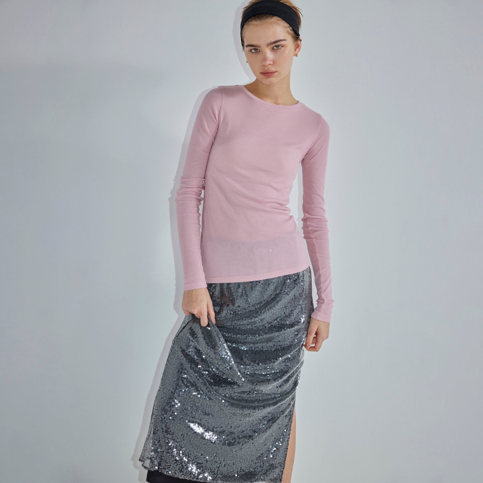 Light sheer rib fit top