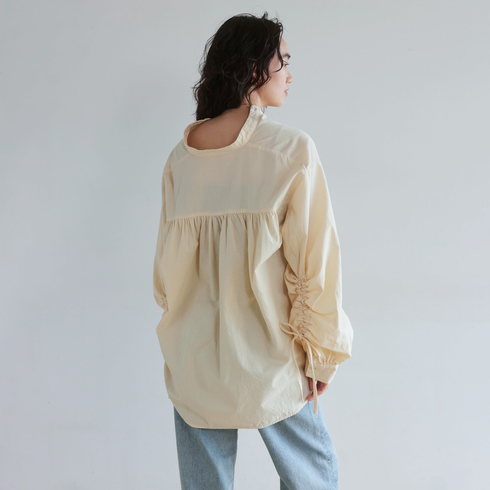 Cotton Washスリーブギャザーシャツ