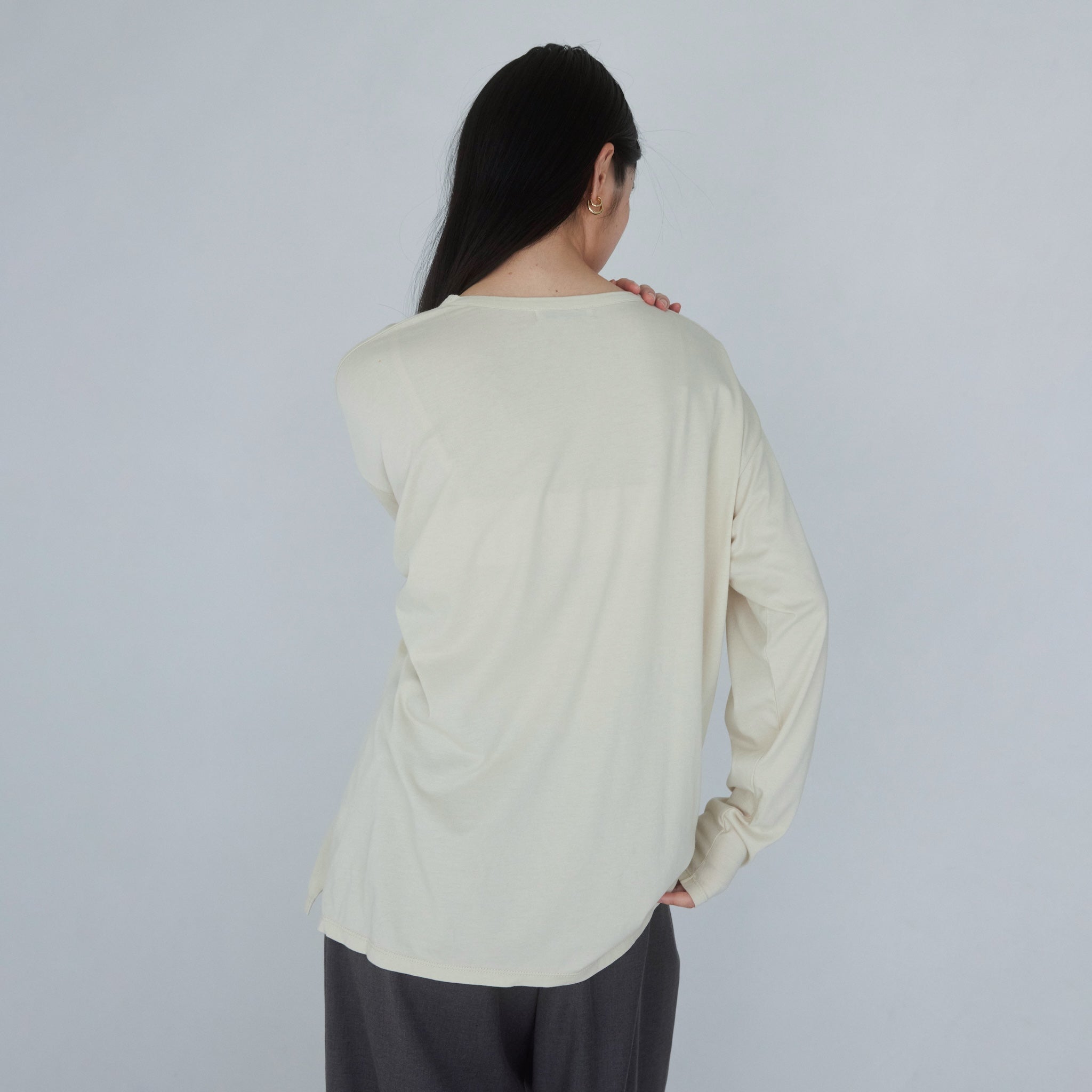 Cotton/silkモイストタッチロンT