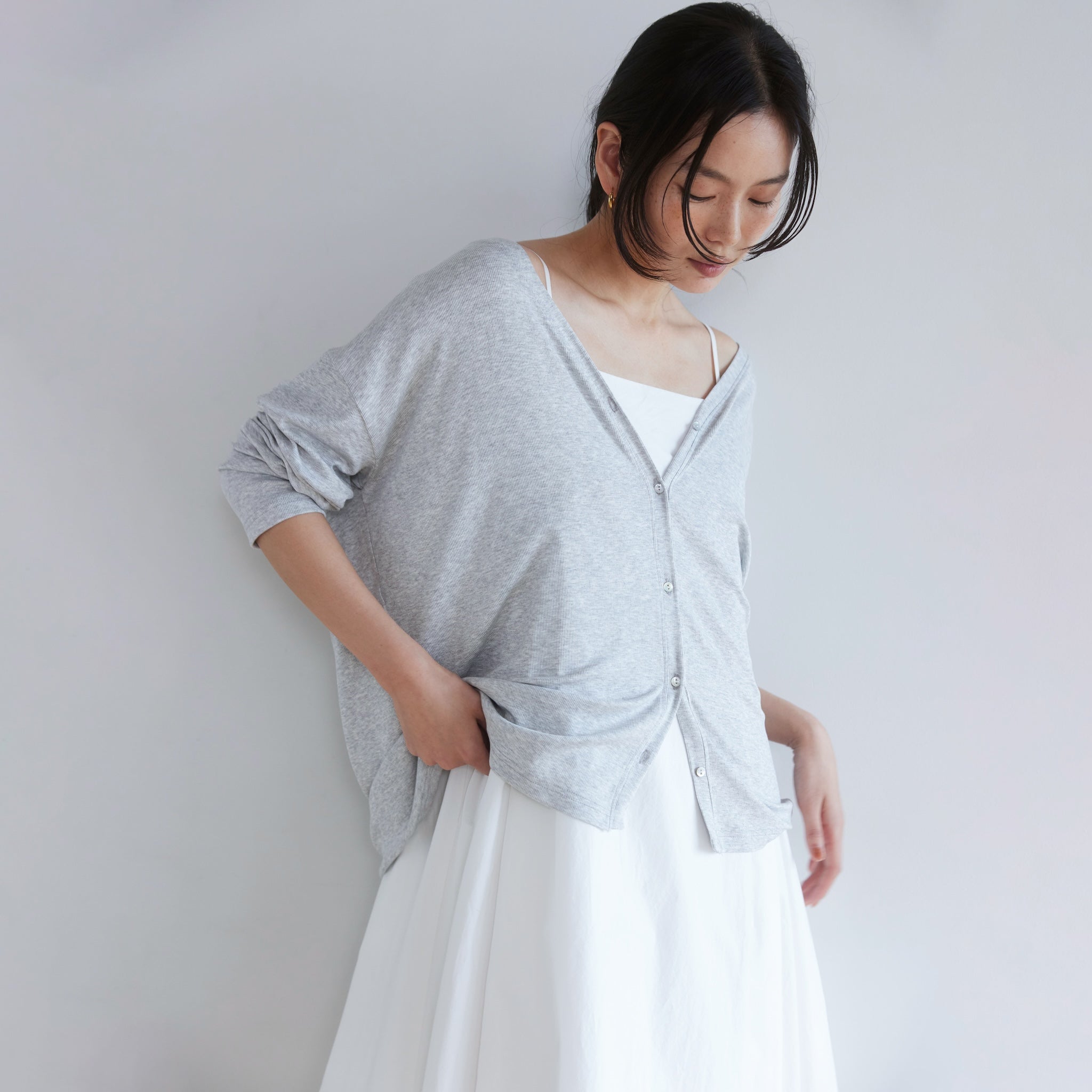 RIB over V-neck cardigan