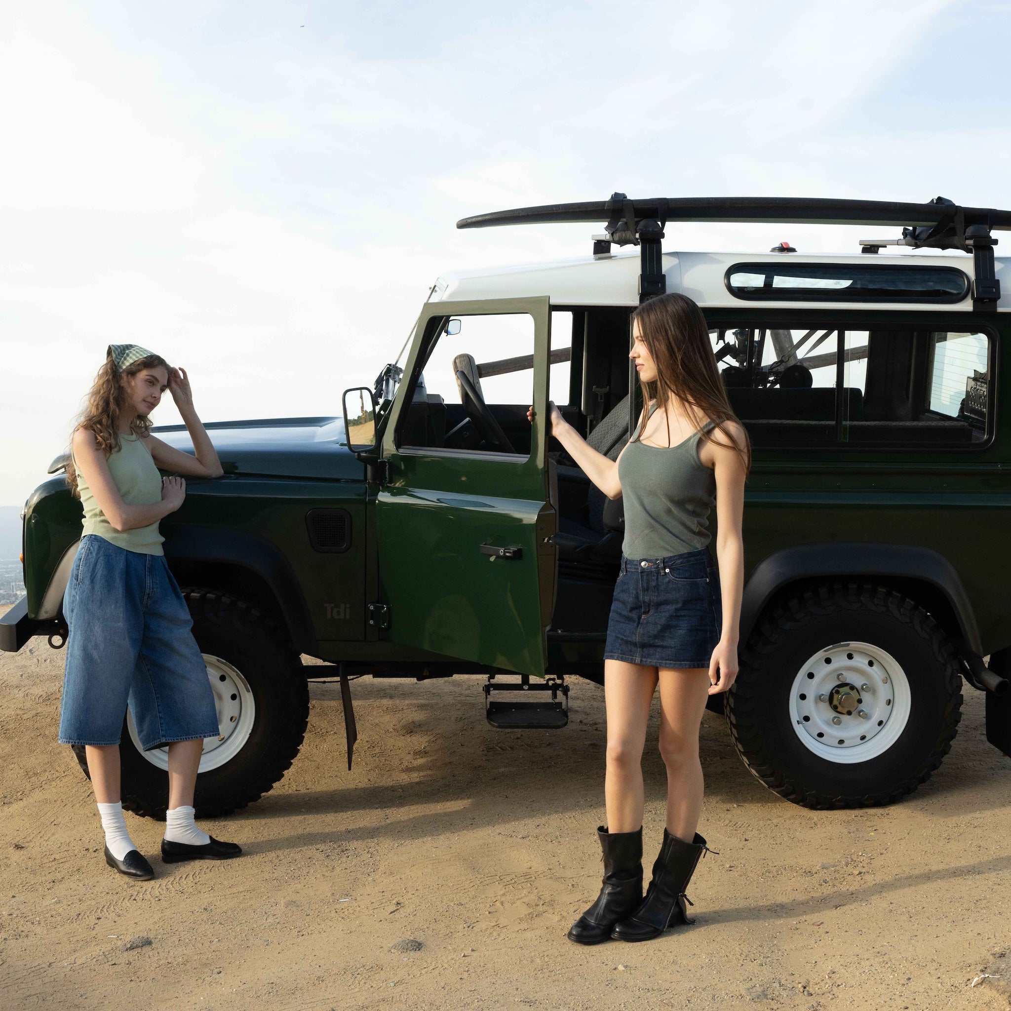 C/L Fluffyパッドinスクエアタンク