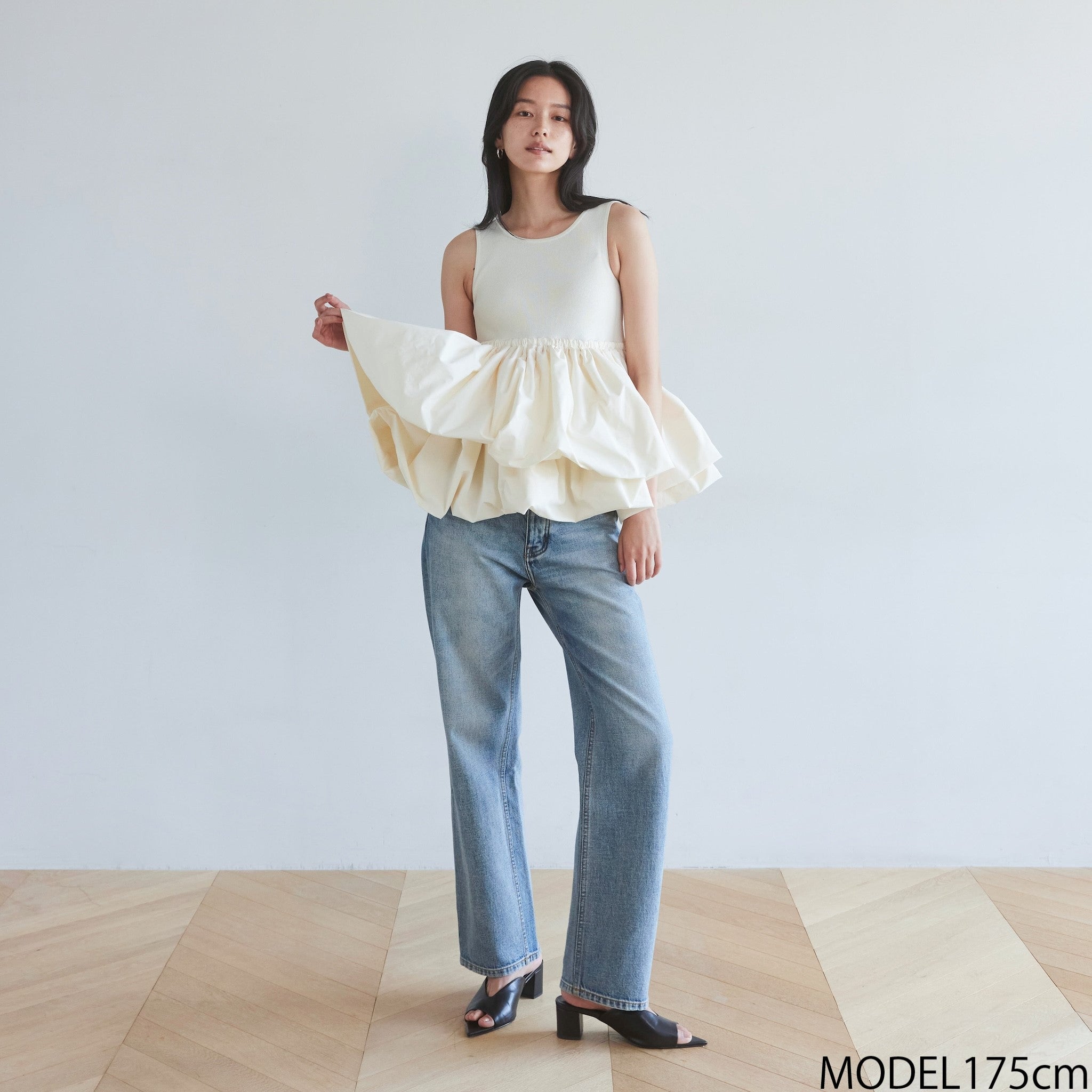 Knit Docking Balloon Sleeveless Top