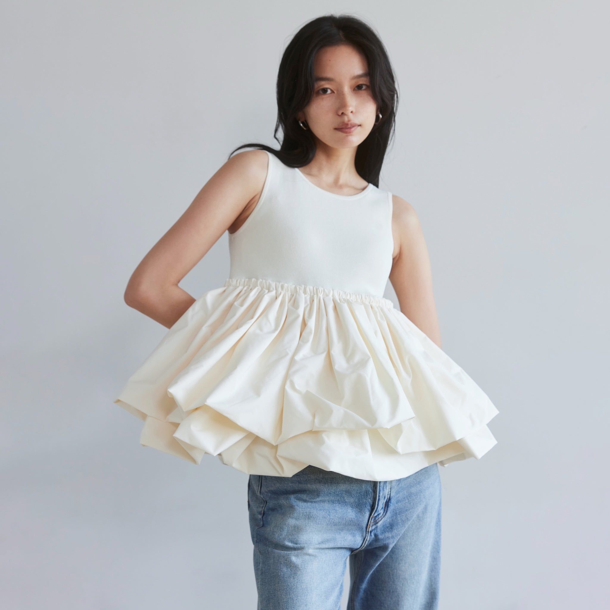 Knit Docking Balloon Sleeveless Top