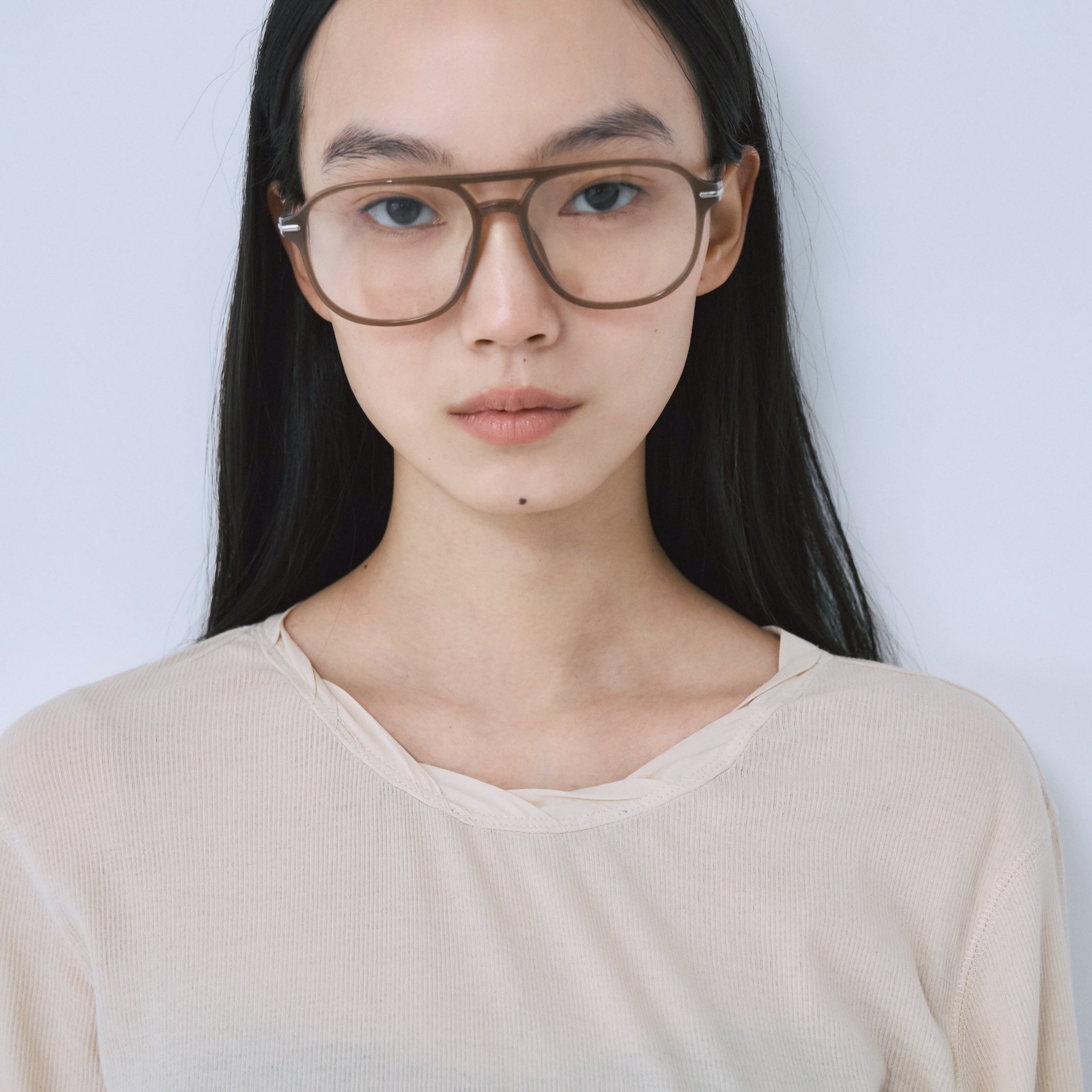 Soft sheer RIBツイストネックトップス