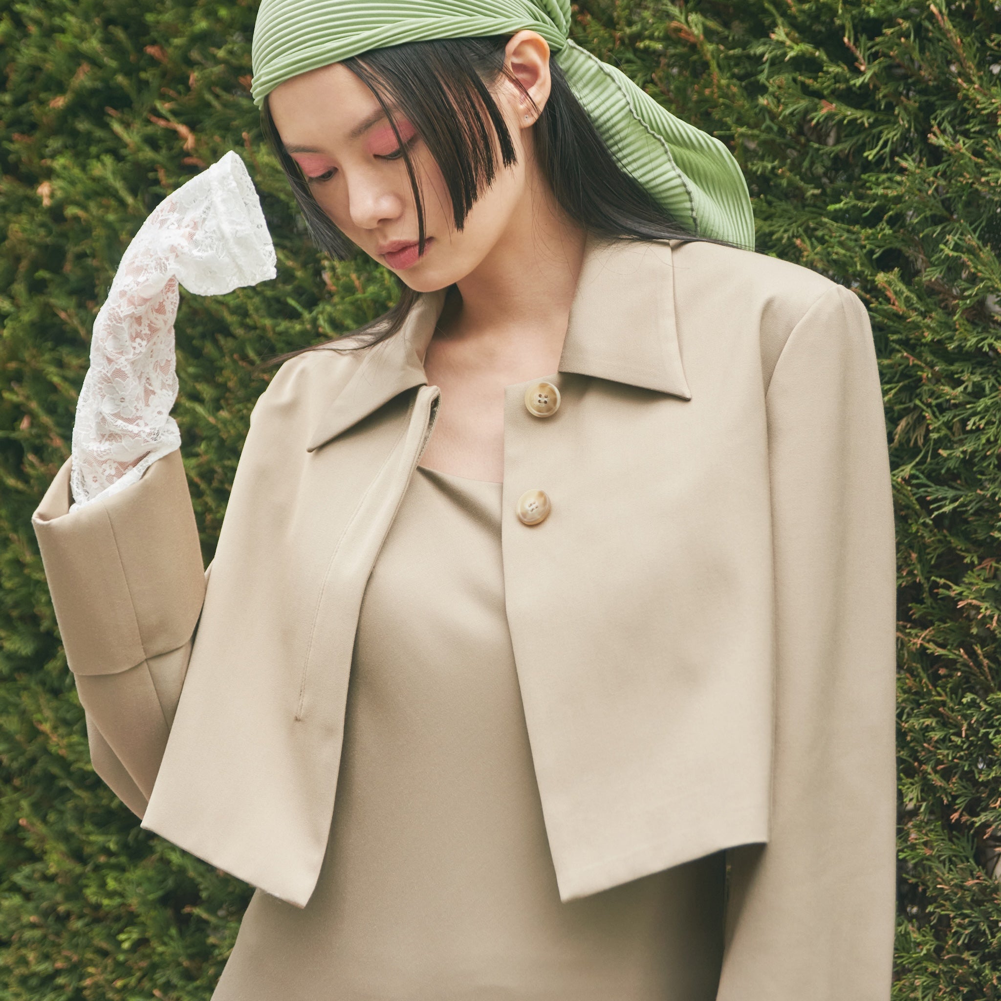 Wide Cuffs Short Jacket