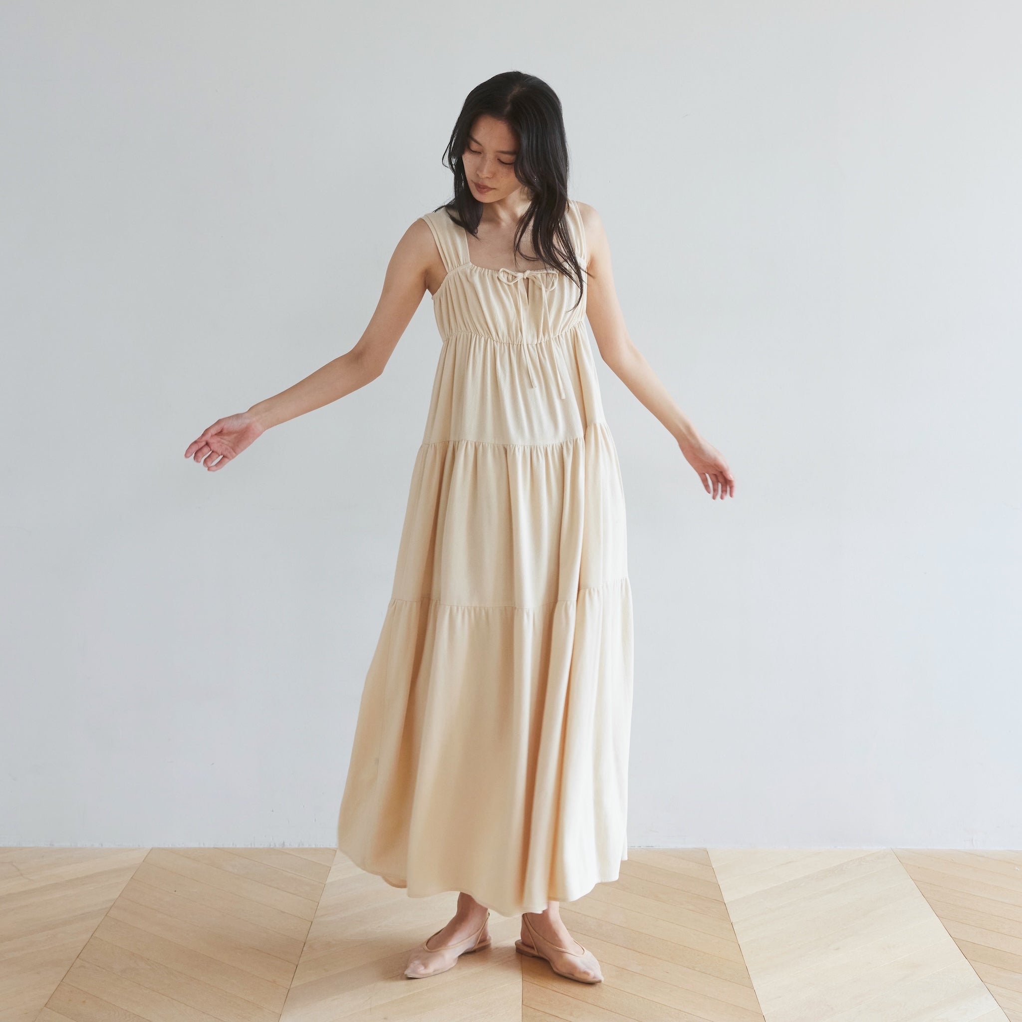 フレンチ2wayショルダーティアードドレス