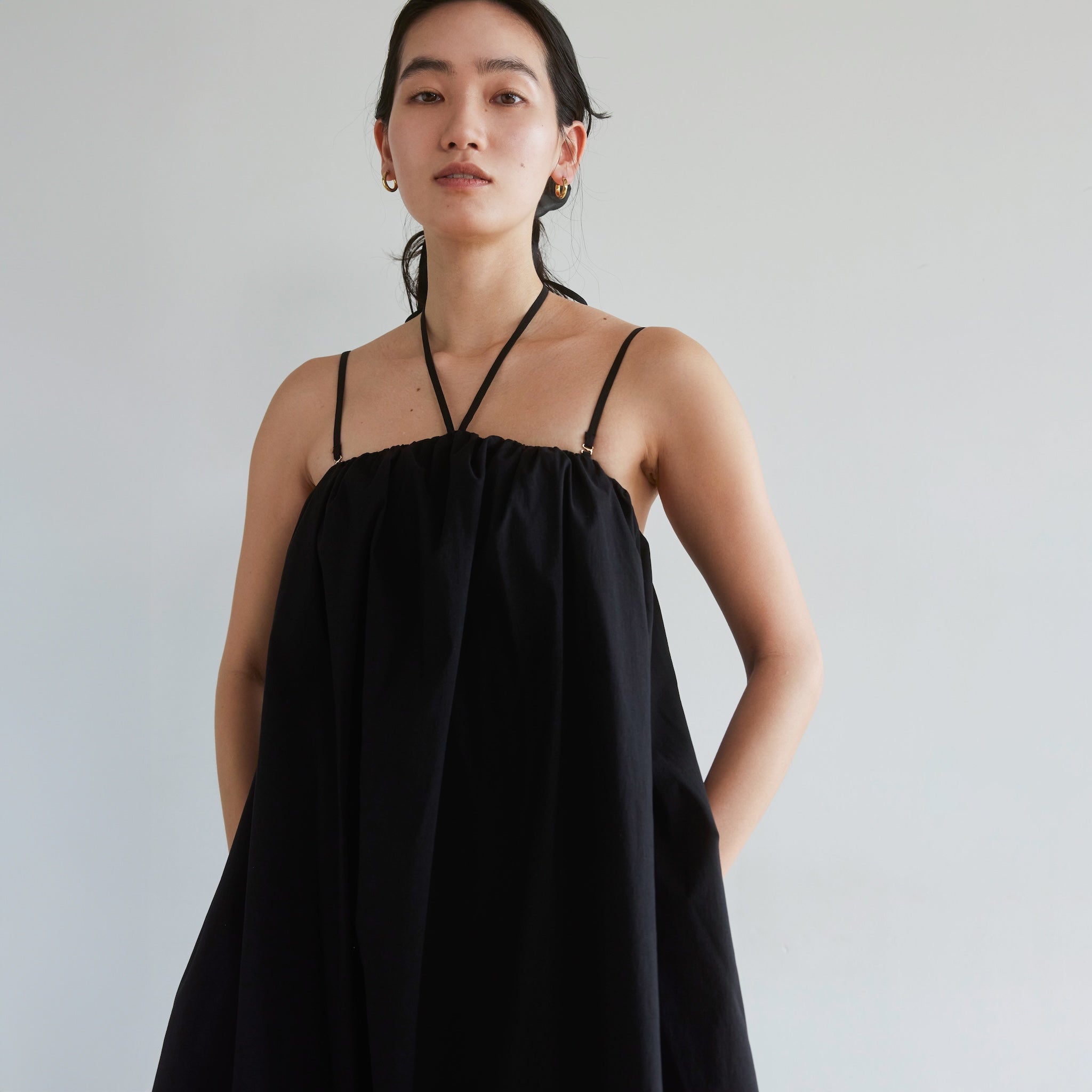 Double Strap Balloon Volume Dress