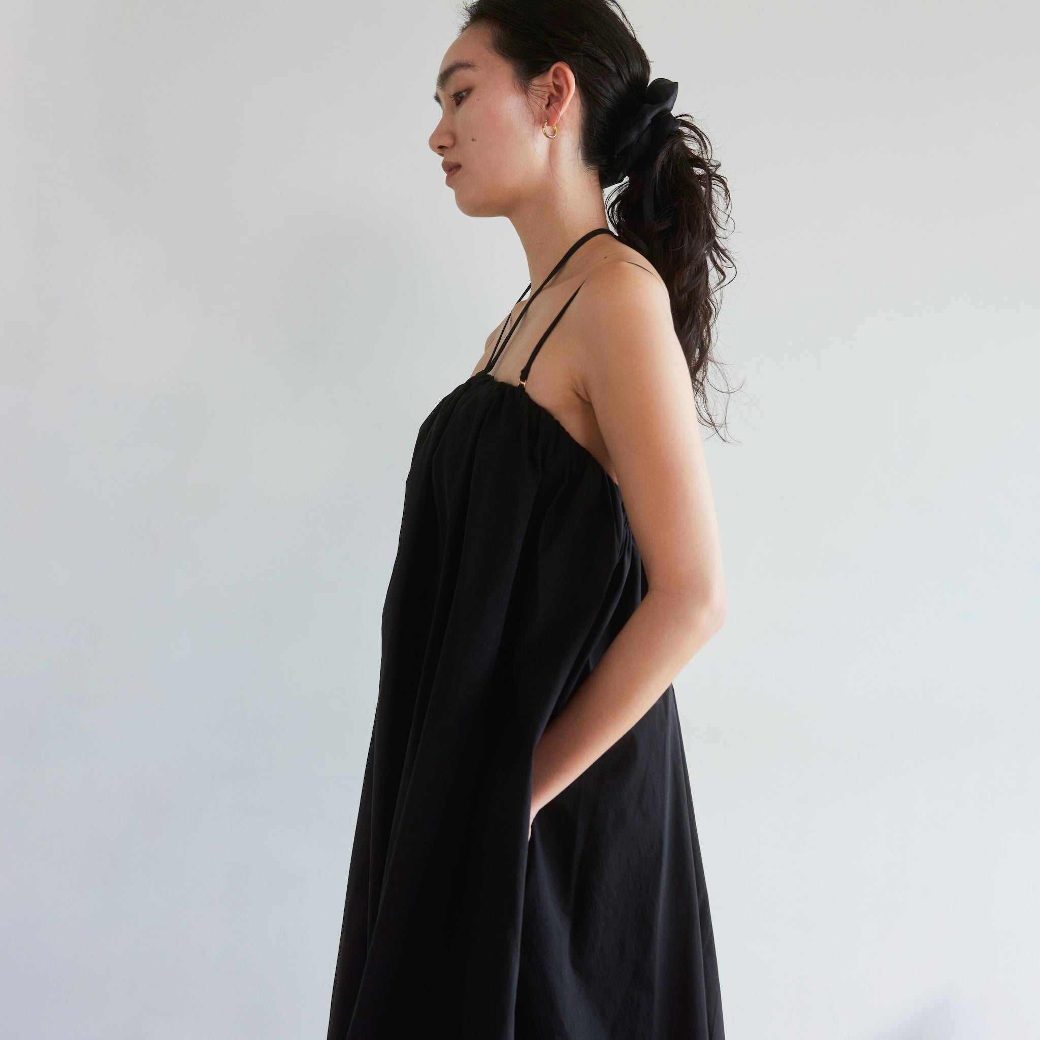 Double Strap Balloon Volume Dress