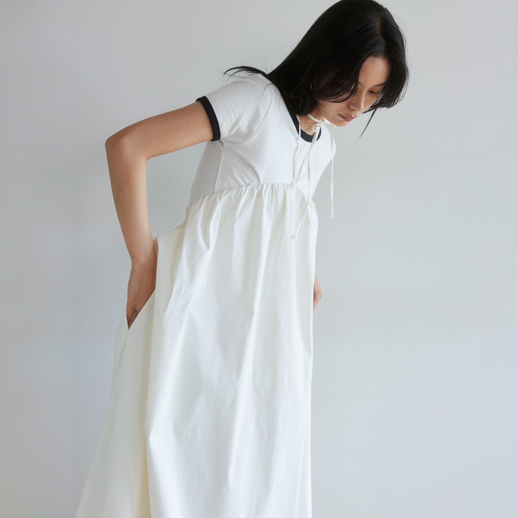 Double Strap Balloon Volume Dress