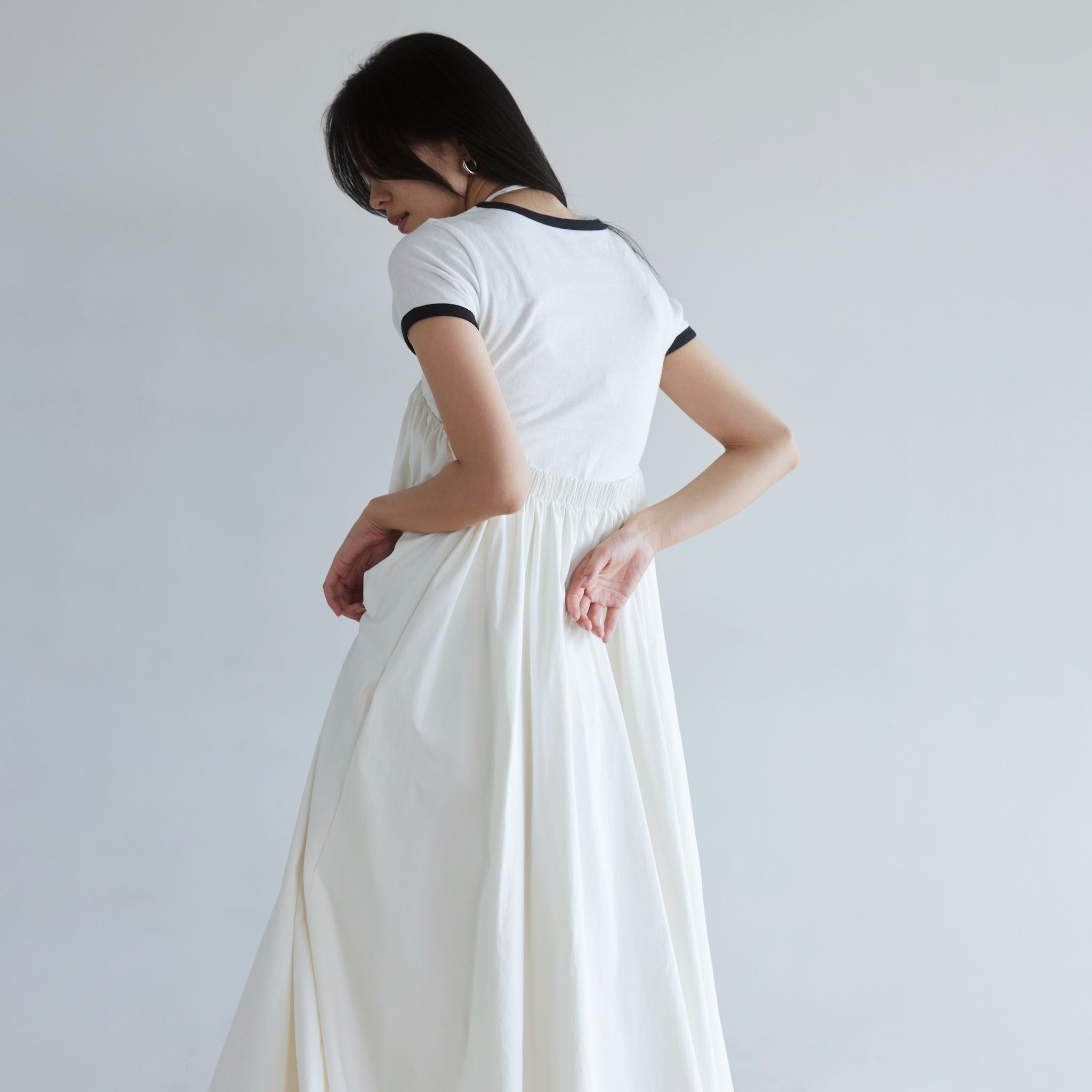 Double Strap Balloon Volume Dress