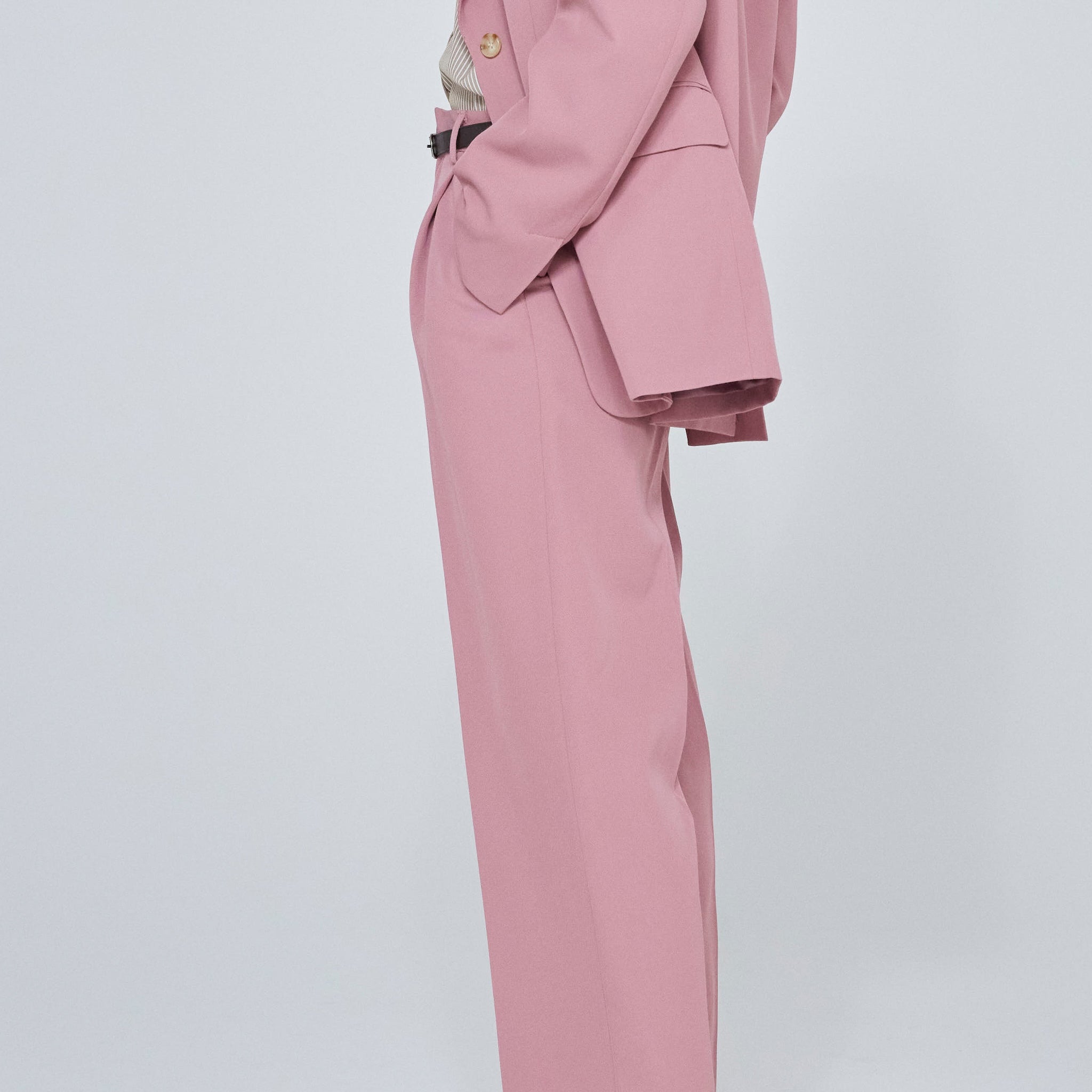 ツイルセンタープレスSlacksパンツ