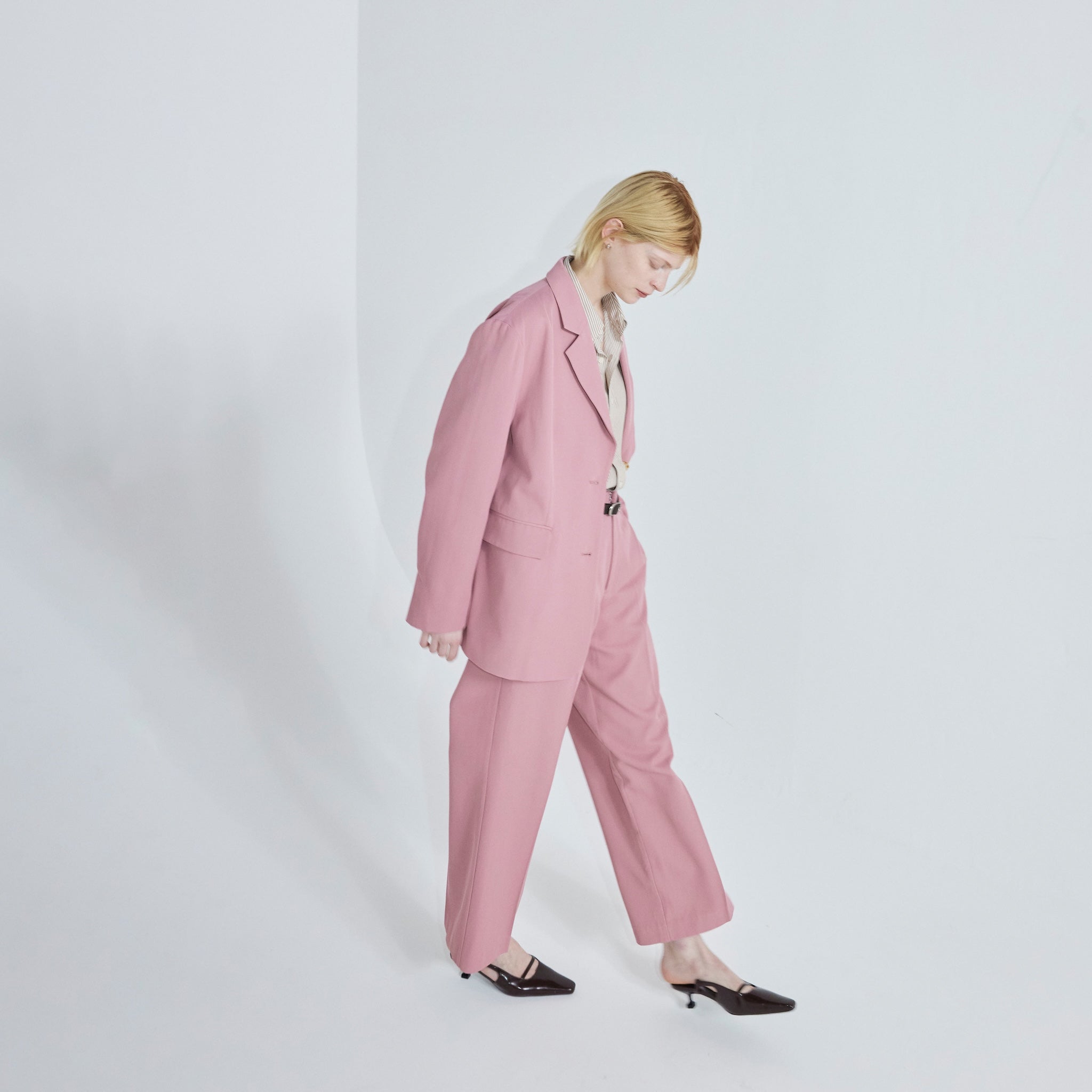 ツイルセンタープレスSlacksパンツ