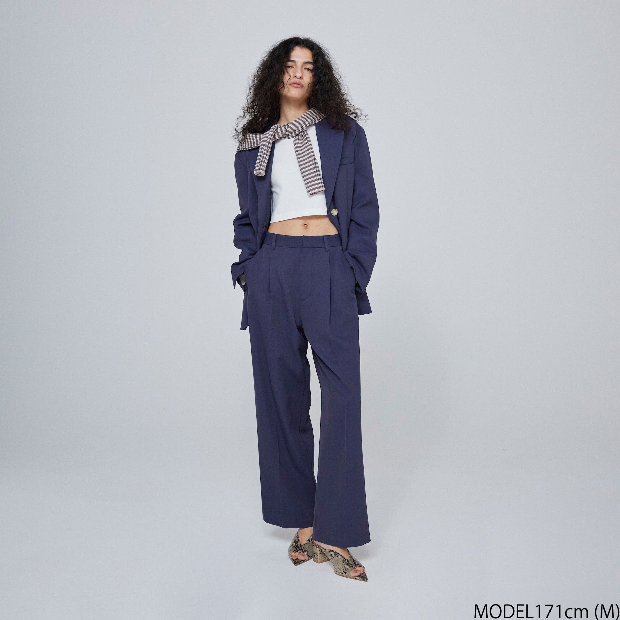 ツイルセンタープレスSlacksパンツ