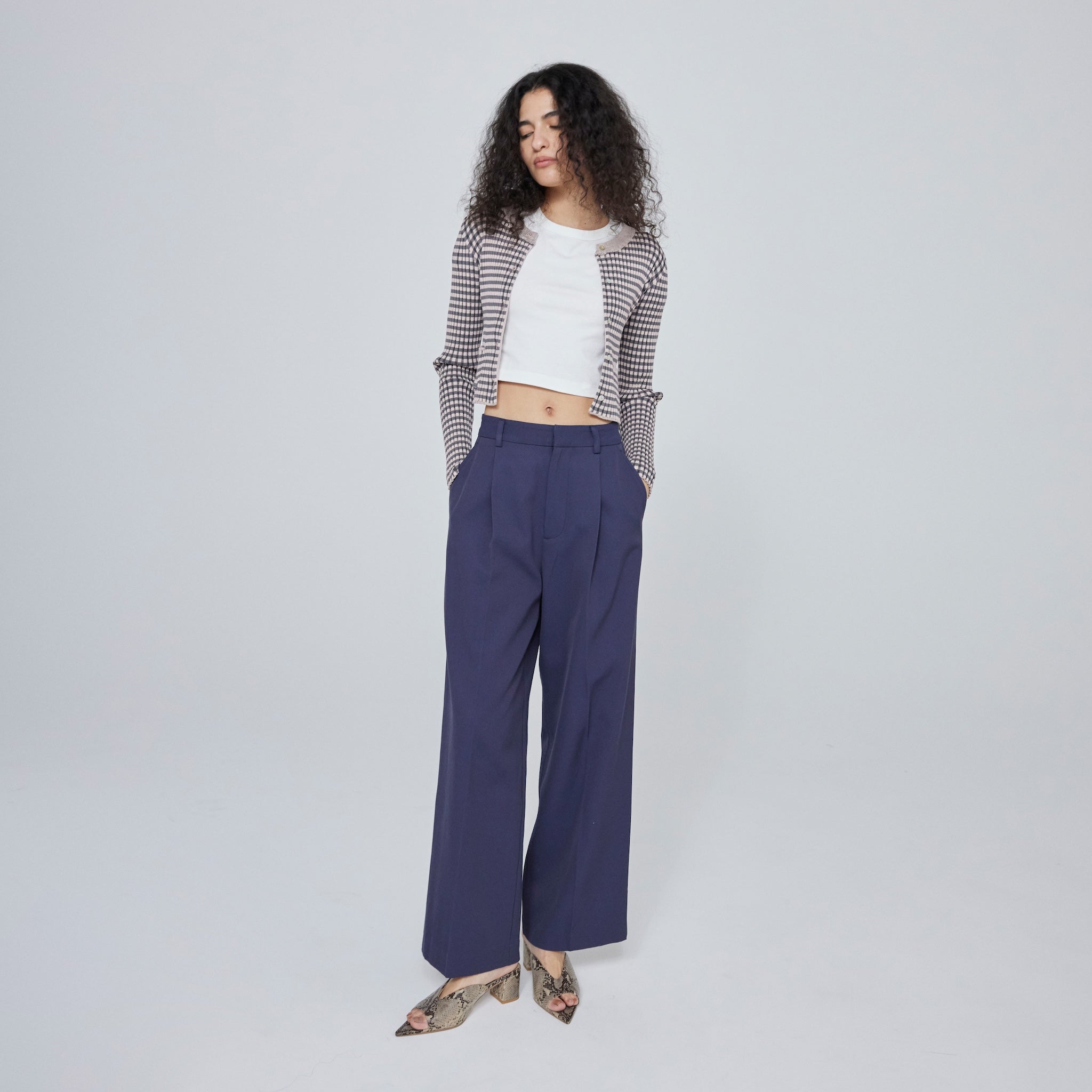 ツイルセンタープレスSlacksパンツ