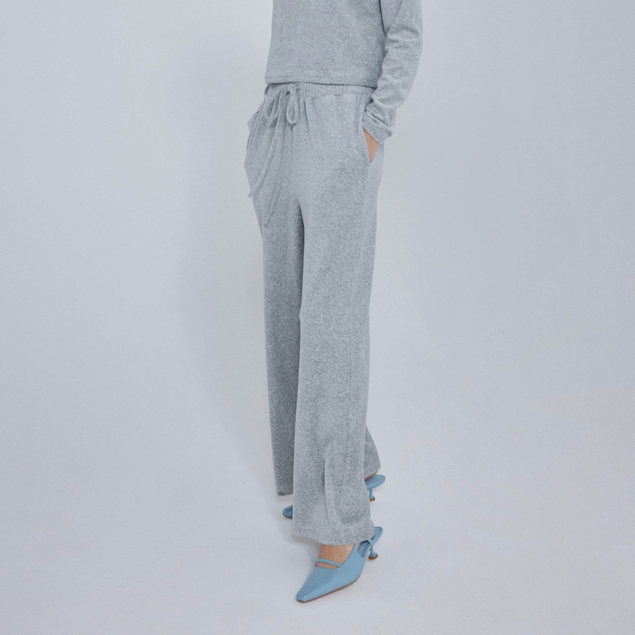 ベロアパイルイージーパンツ