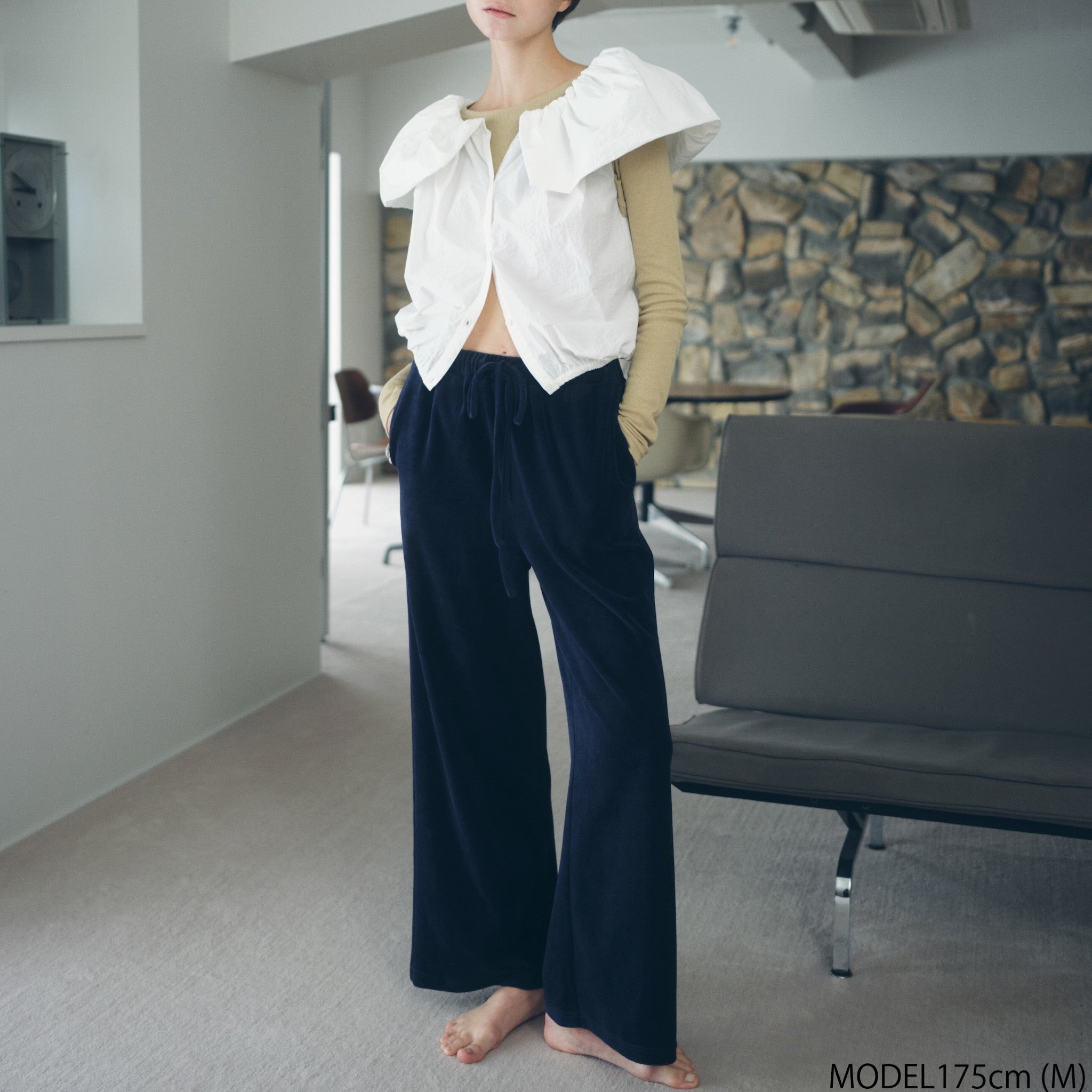 ベロアパイルイージーパンツ