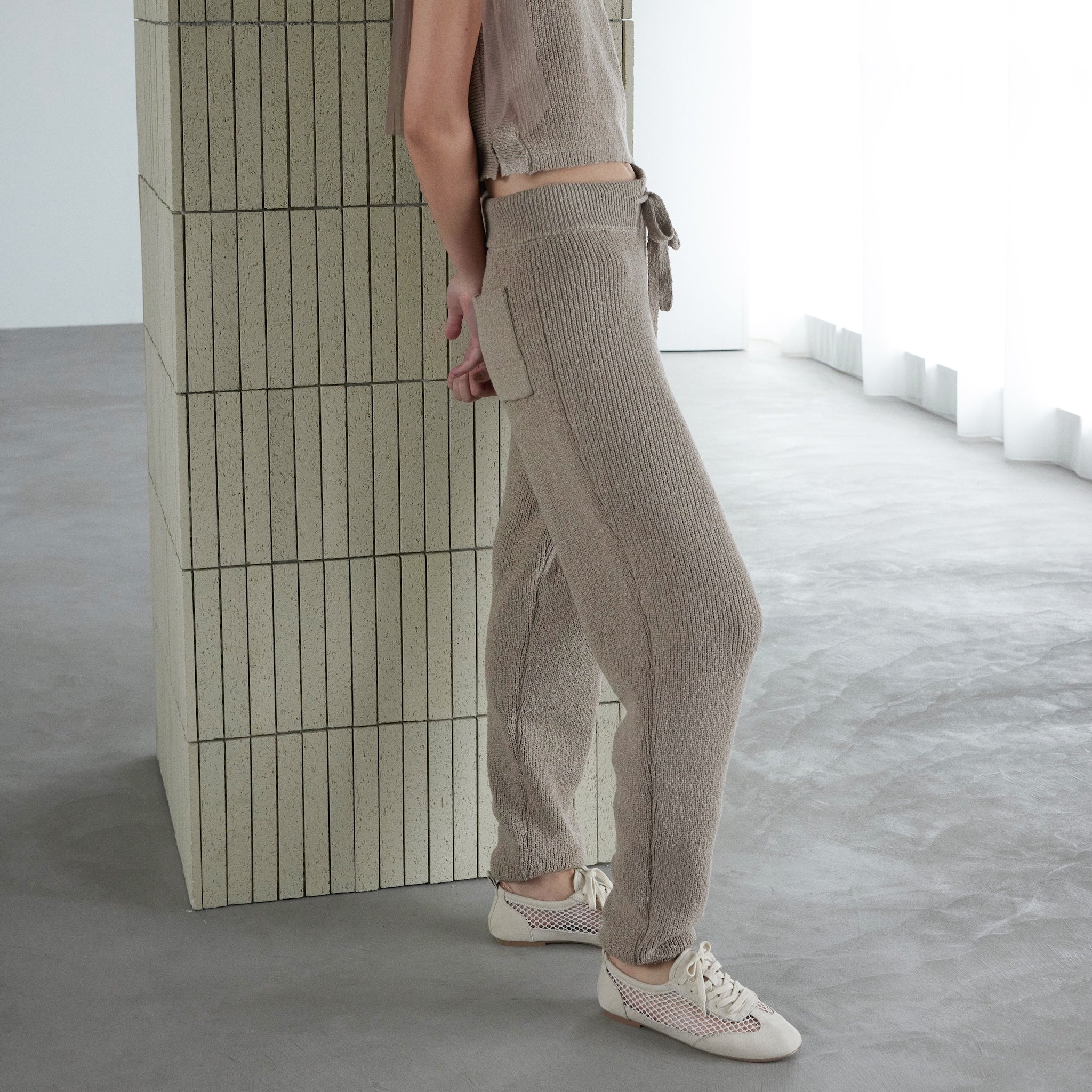 コットンブークレニットバルーンパンツ