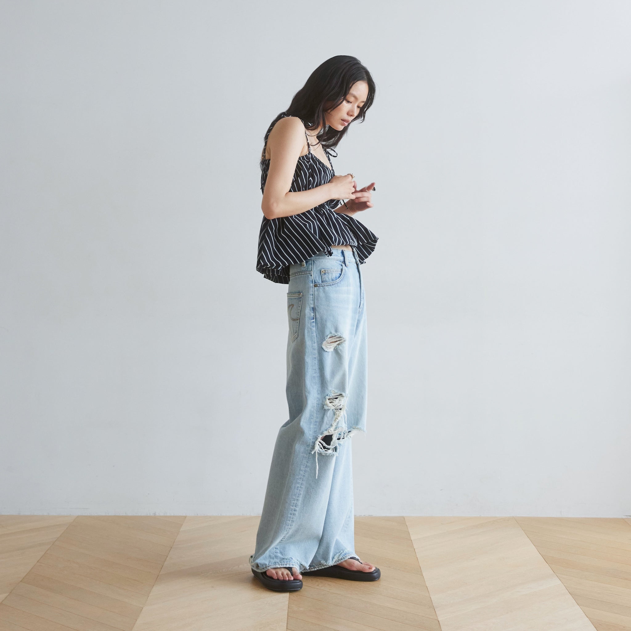 Crashルーズワイド SRN05