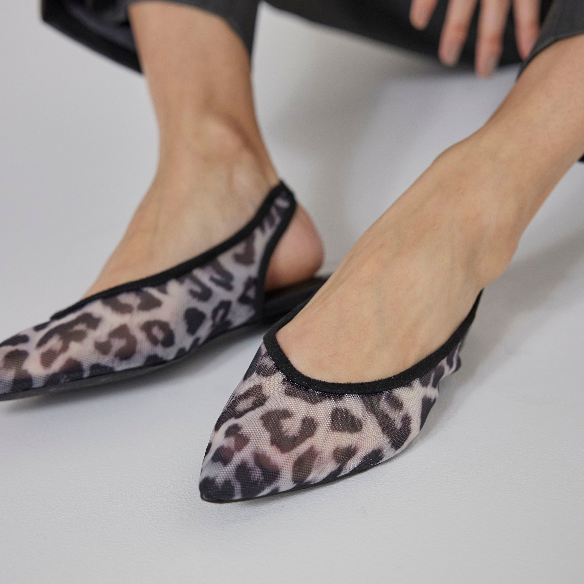 LEOPARD TULLE BACK STRAP MULES