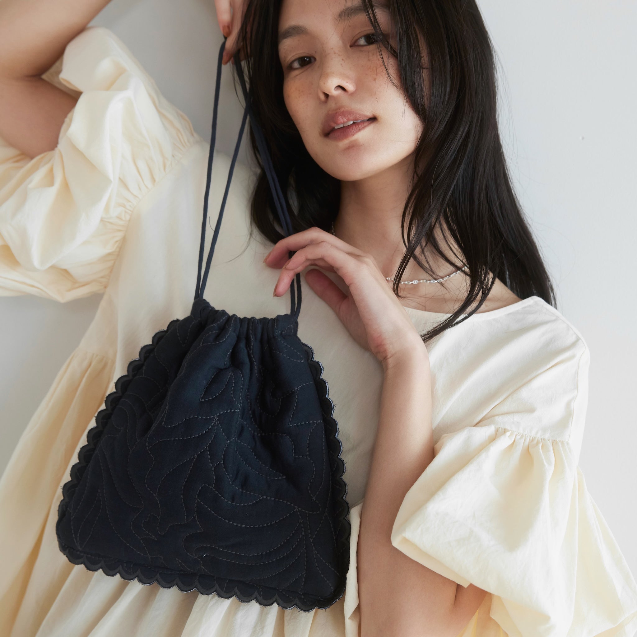 Flower wave embroidery mini bag