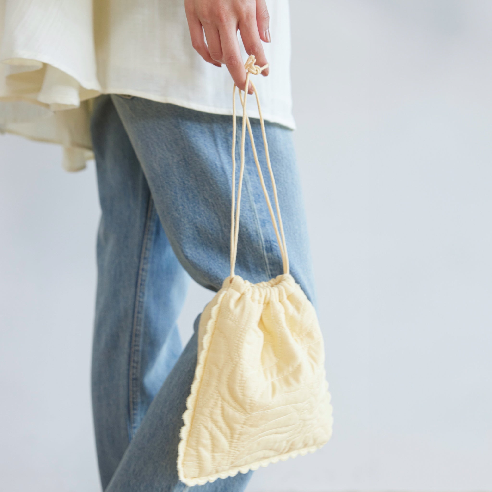 Flower wave embroidery mini bag