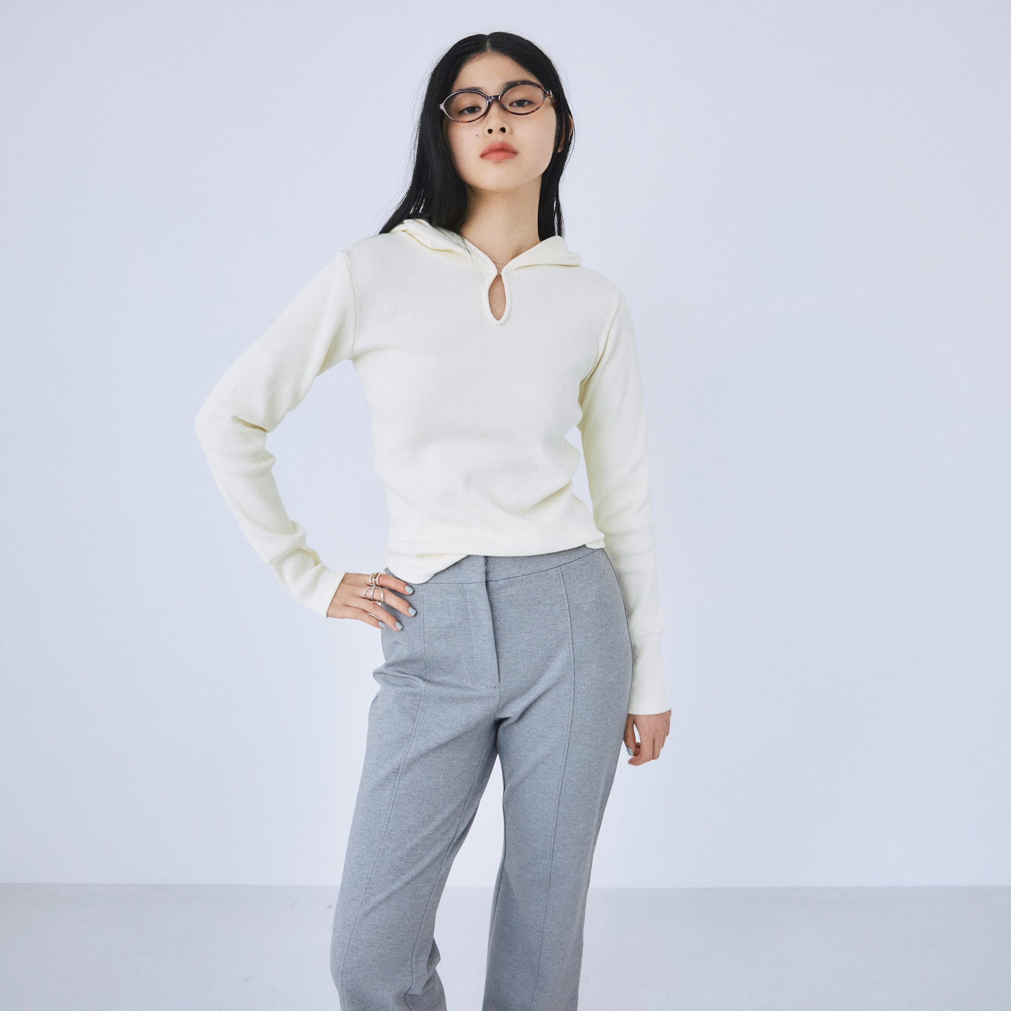 C/L Fluffy Teardropフーディー