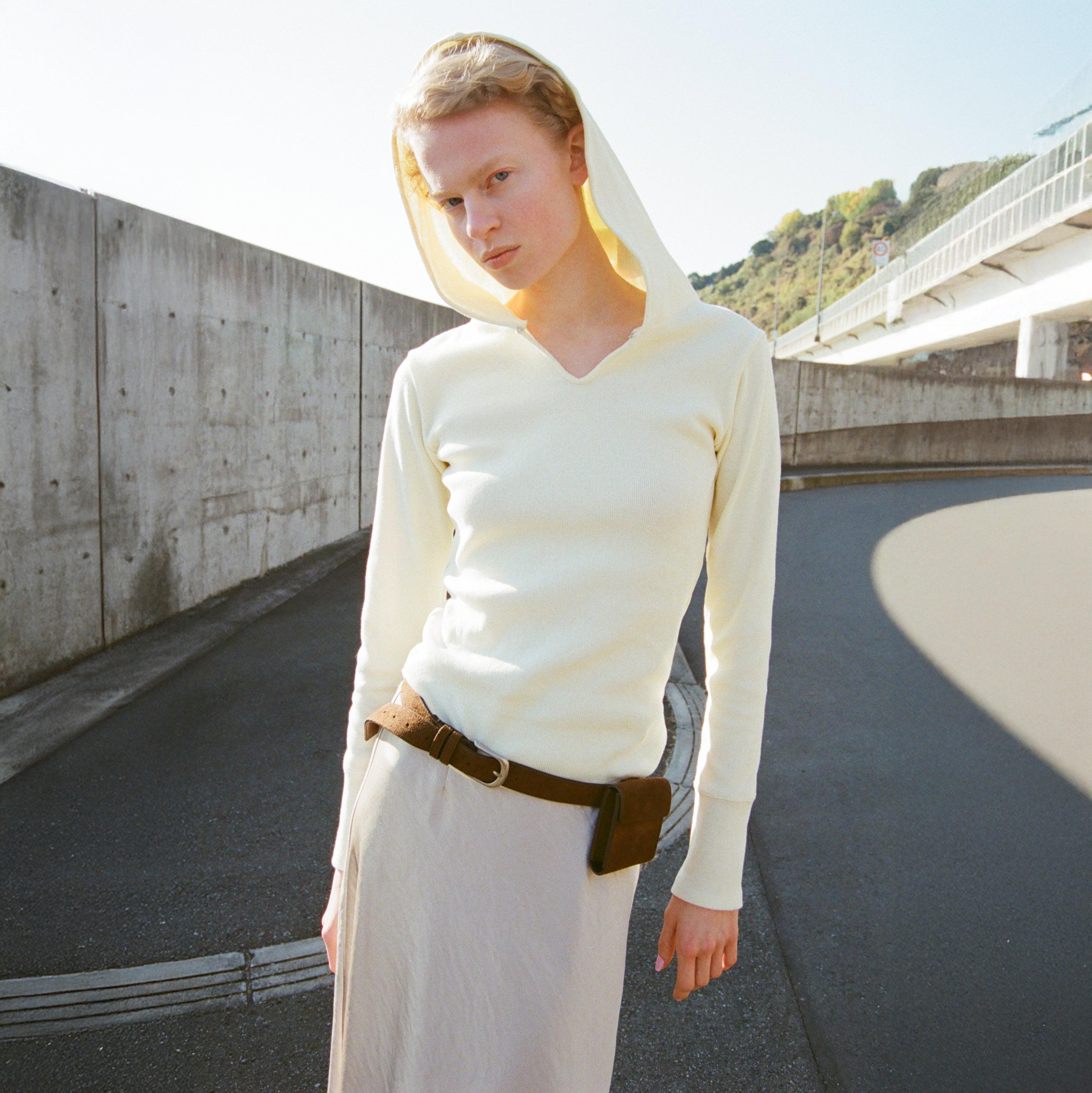 C/L Fluffy Teardropフーディー