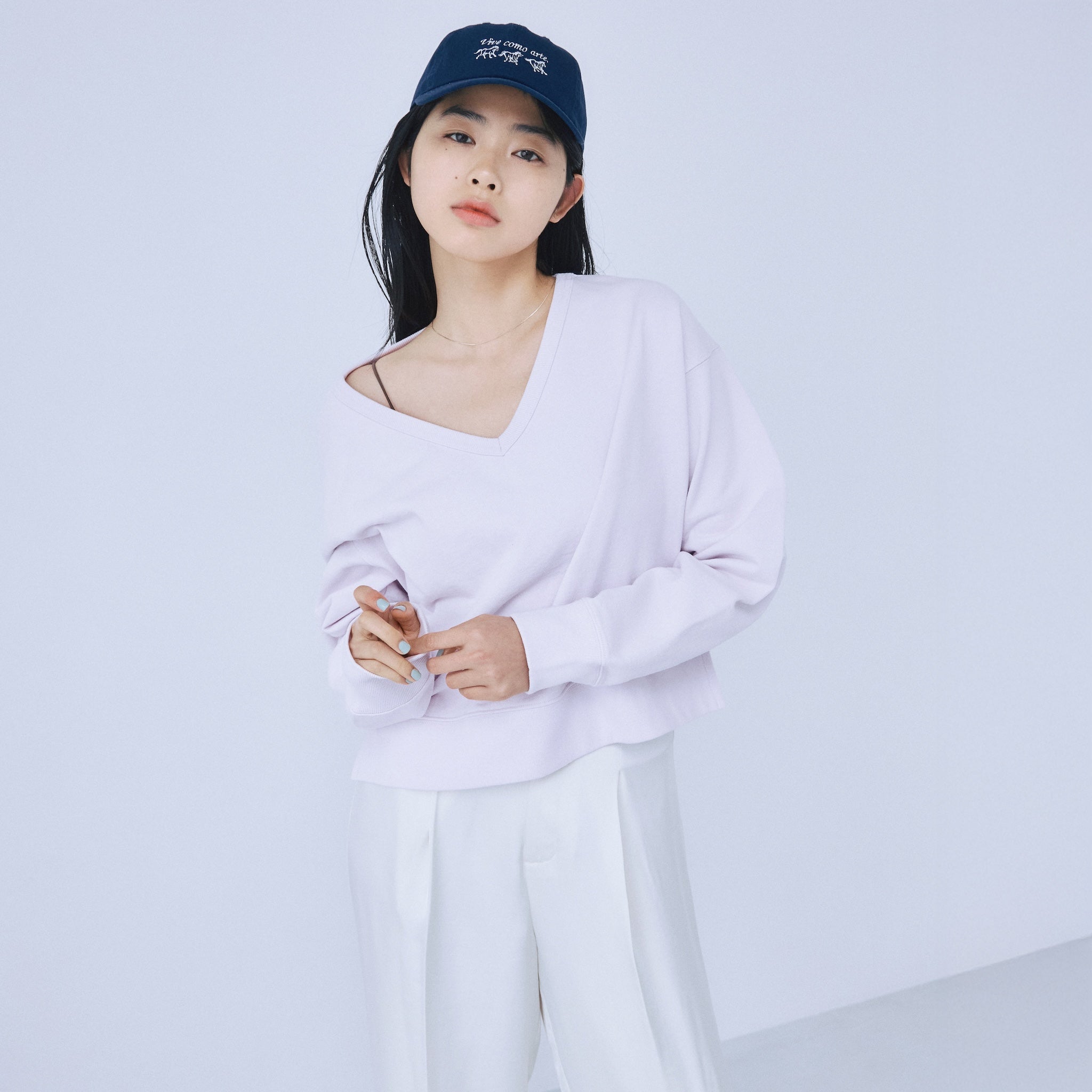 Heavy OZ Sweat wide V-neck pullover