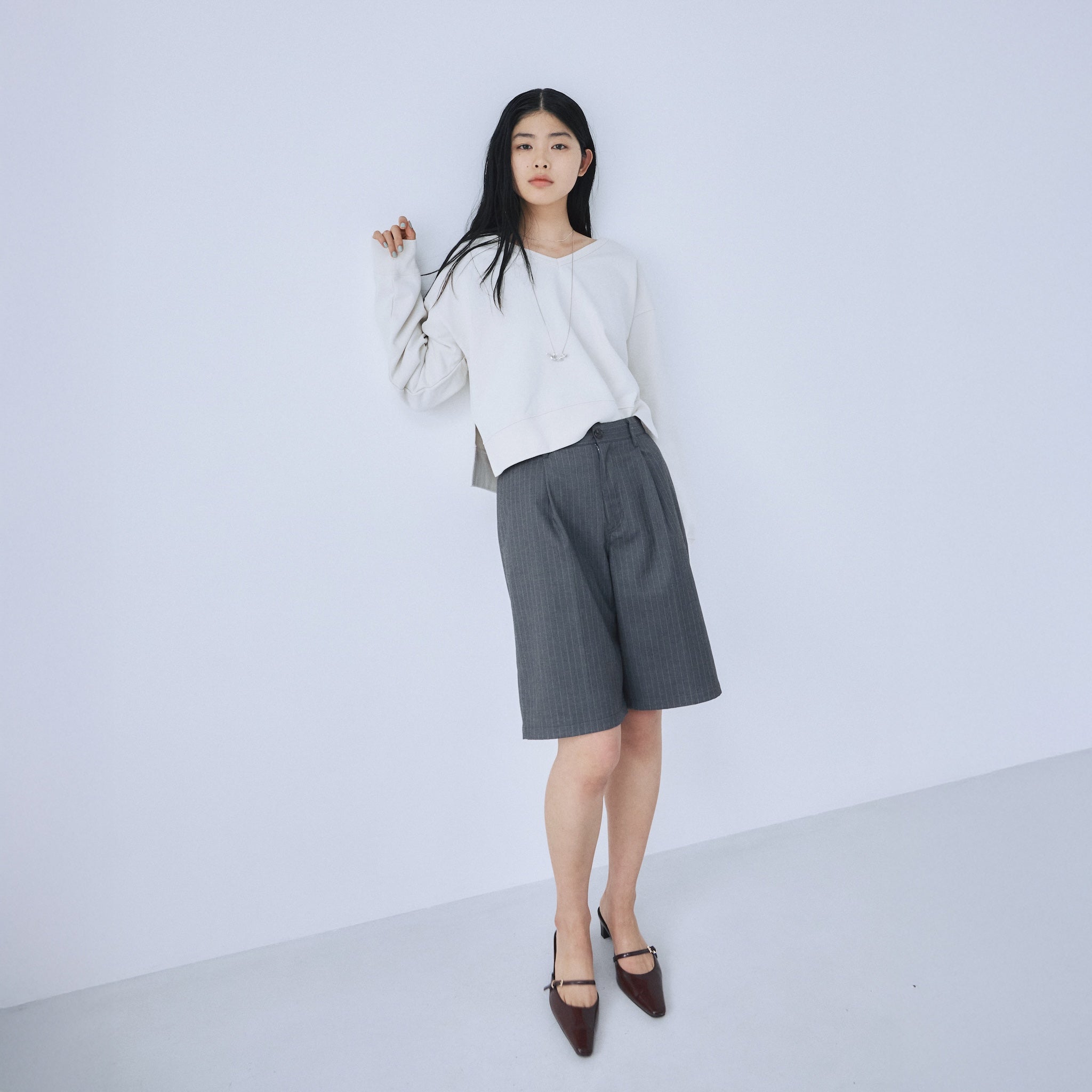 Heavy OZ Sweat wide V-neck pullover