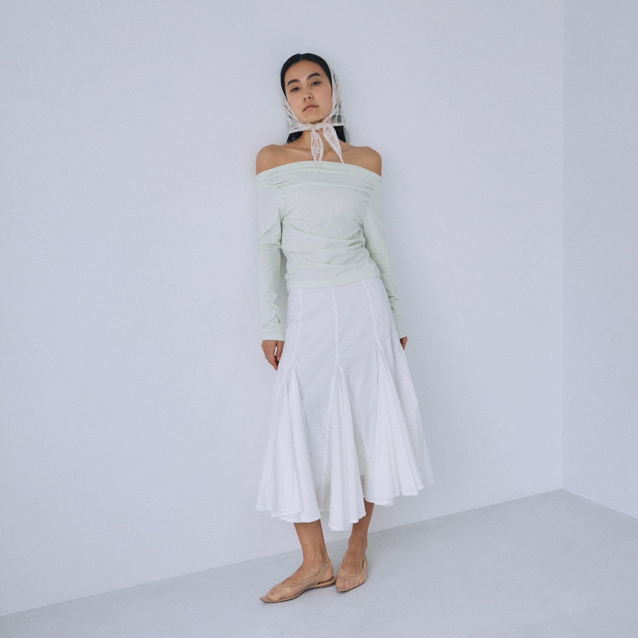 2-way neckline, decollete, long sleeves