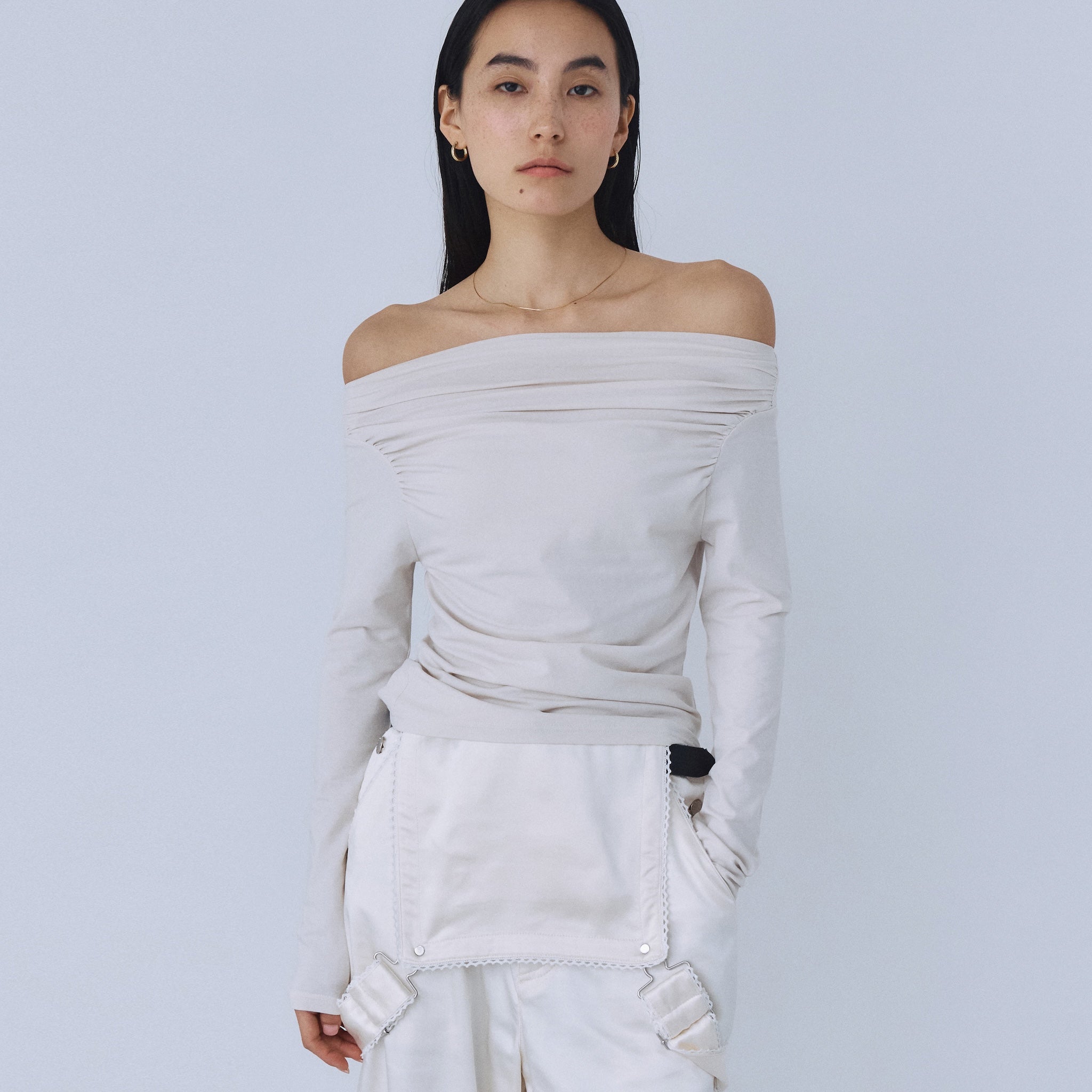 2wayネックデコルテロングスリーブ