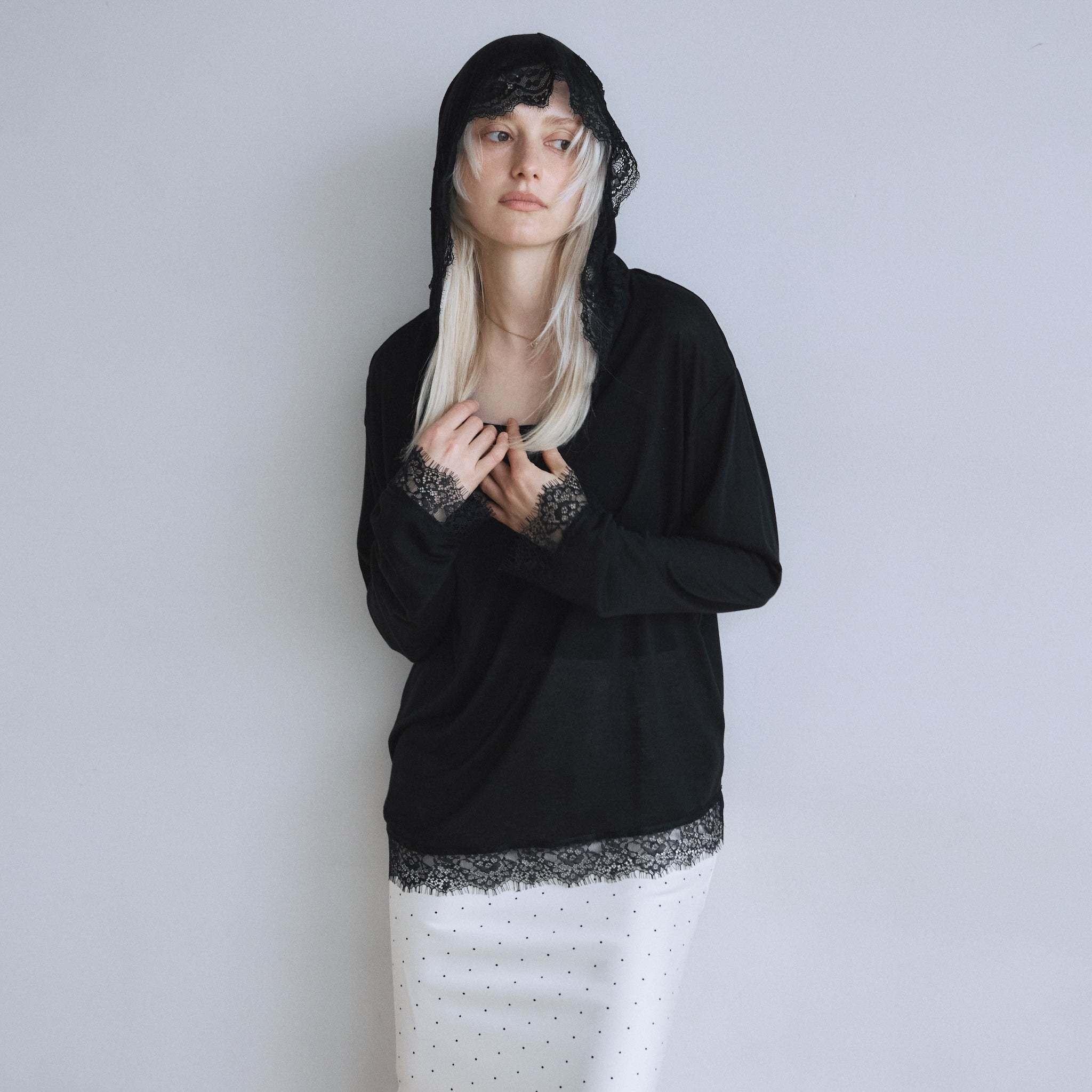 エアリーLacy Relaxフーディートップス