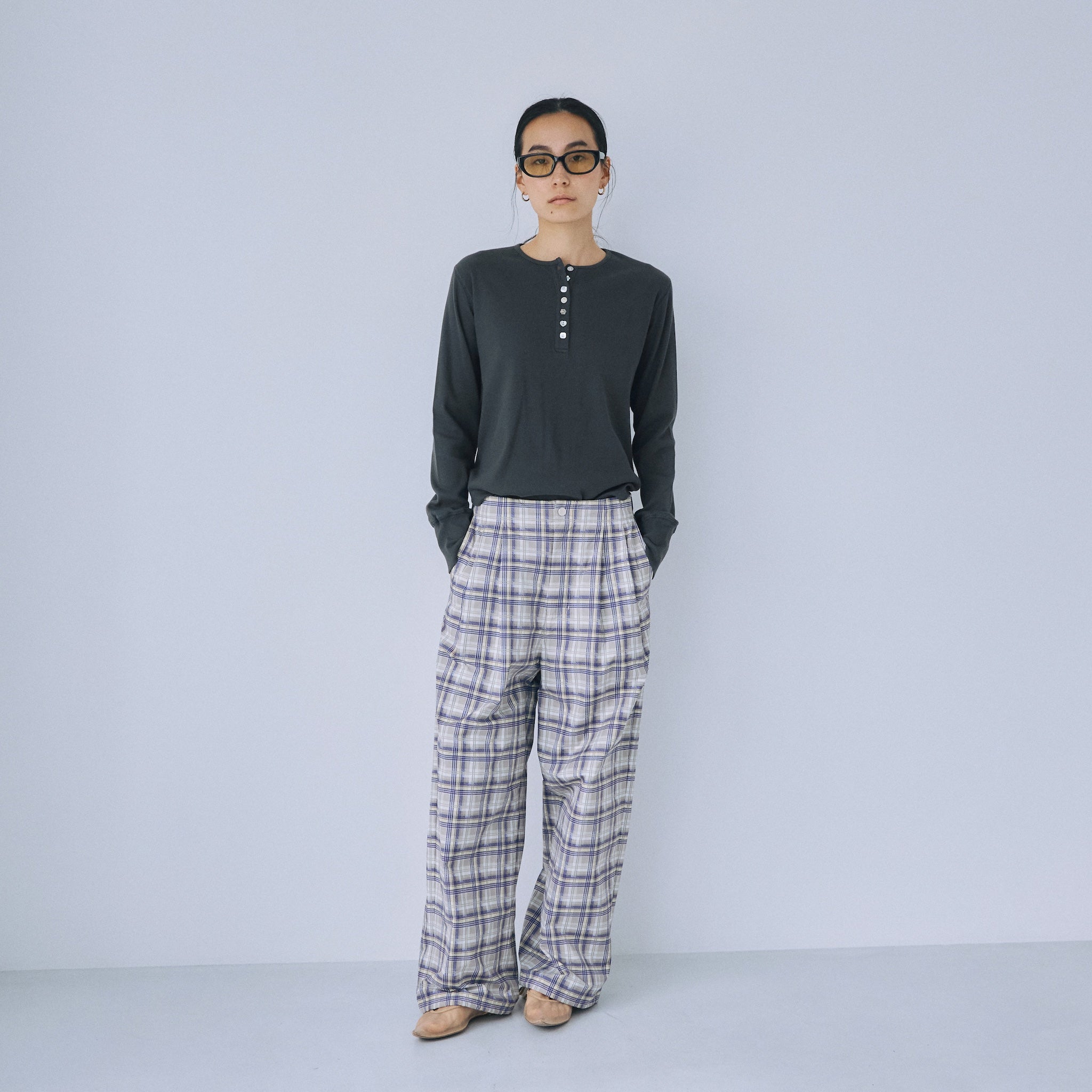 Rib Cut Random Button Henley Top