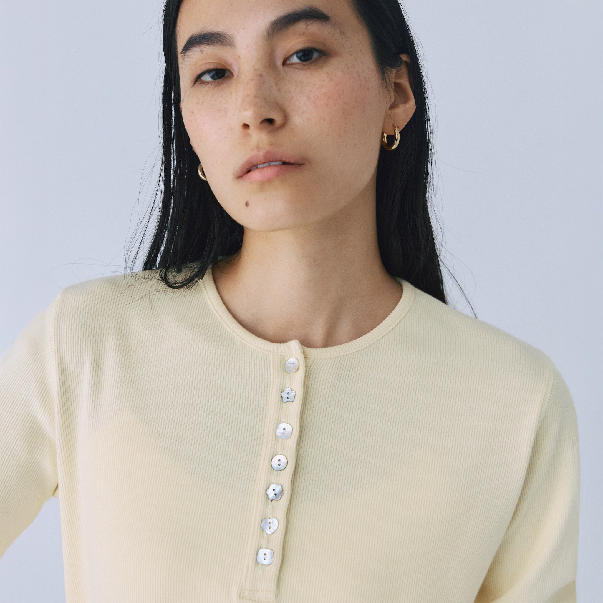 Rib Cut Random Button Henley Top