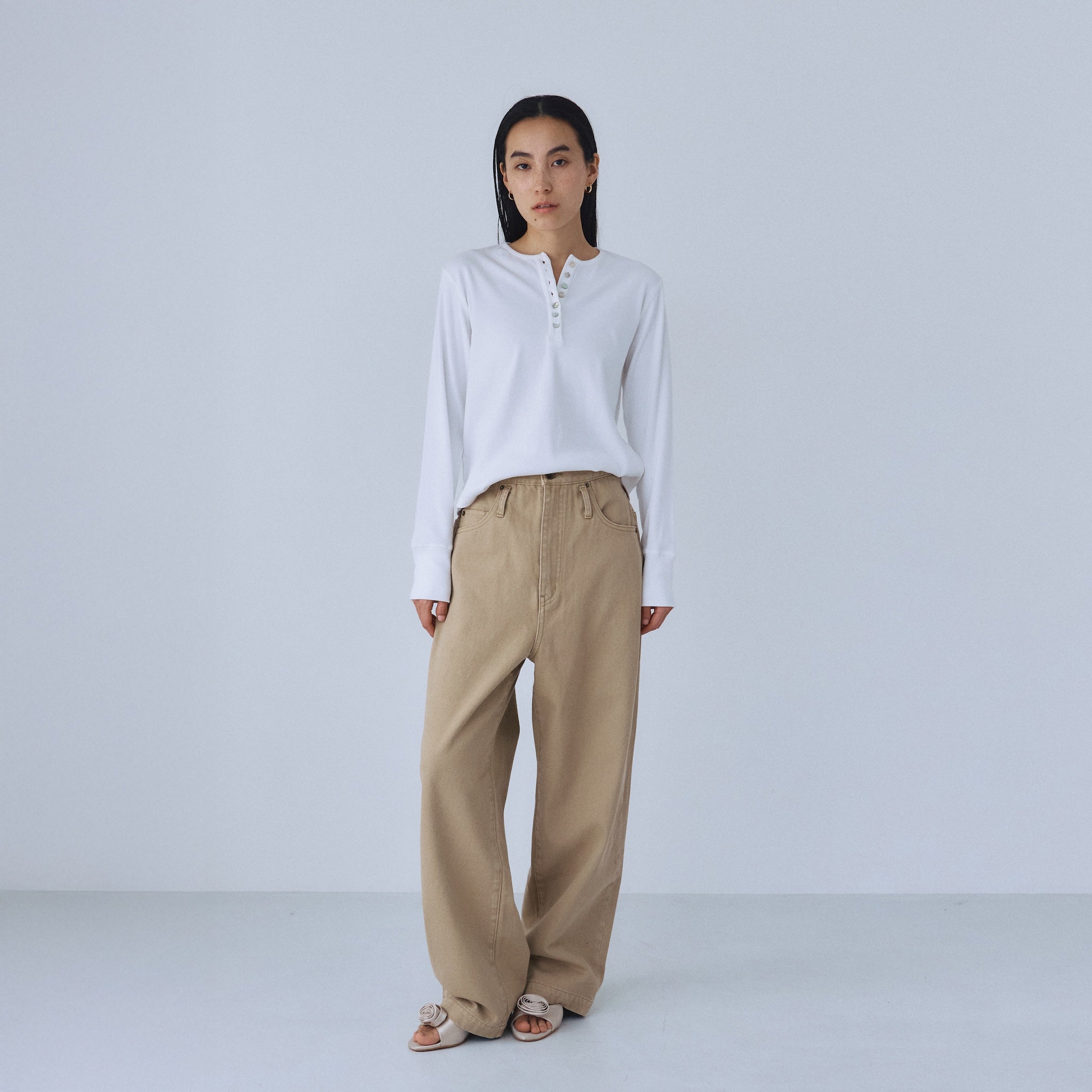 Rib Cut Random Button Henley Top