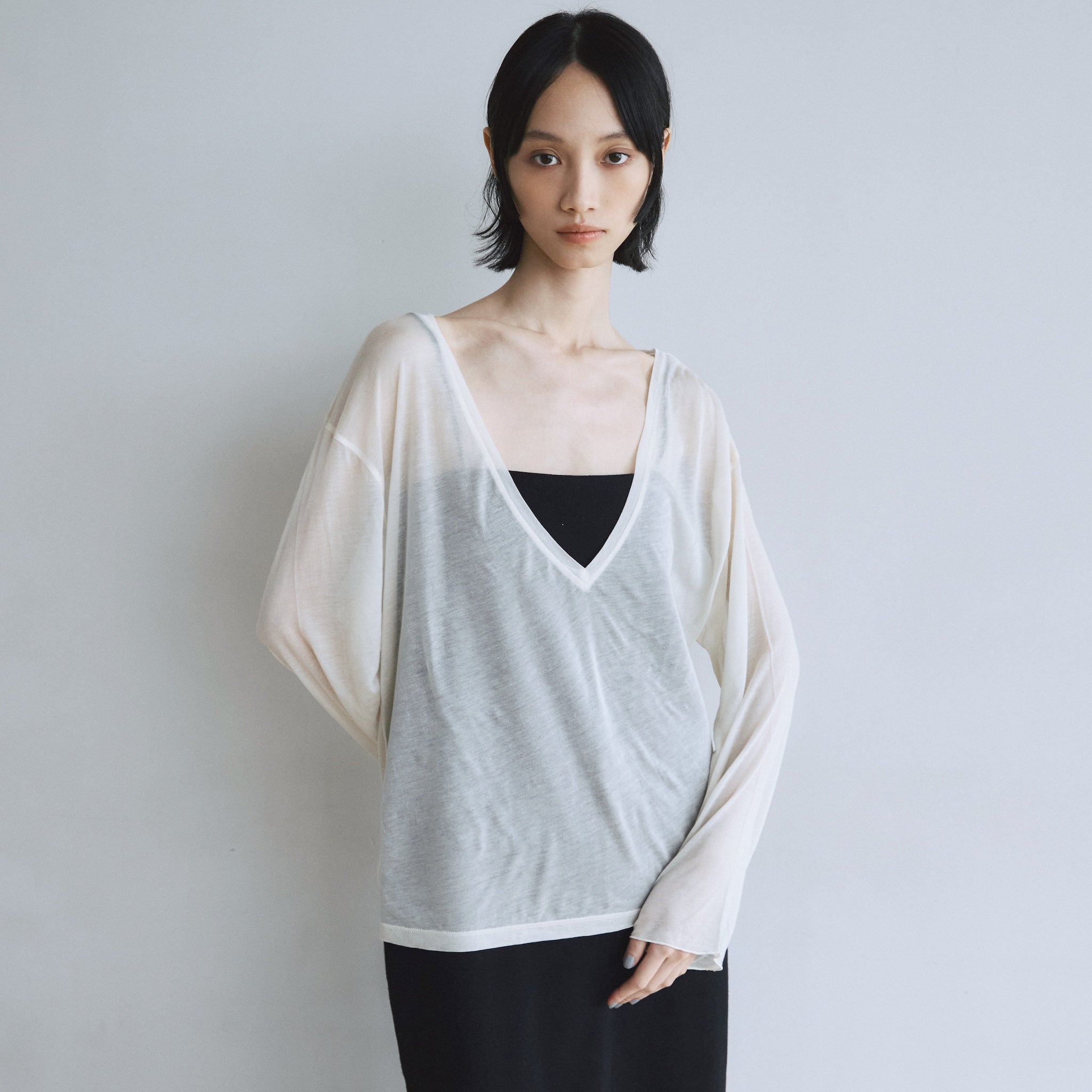 Noble silkルーズトップス