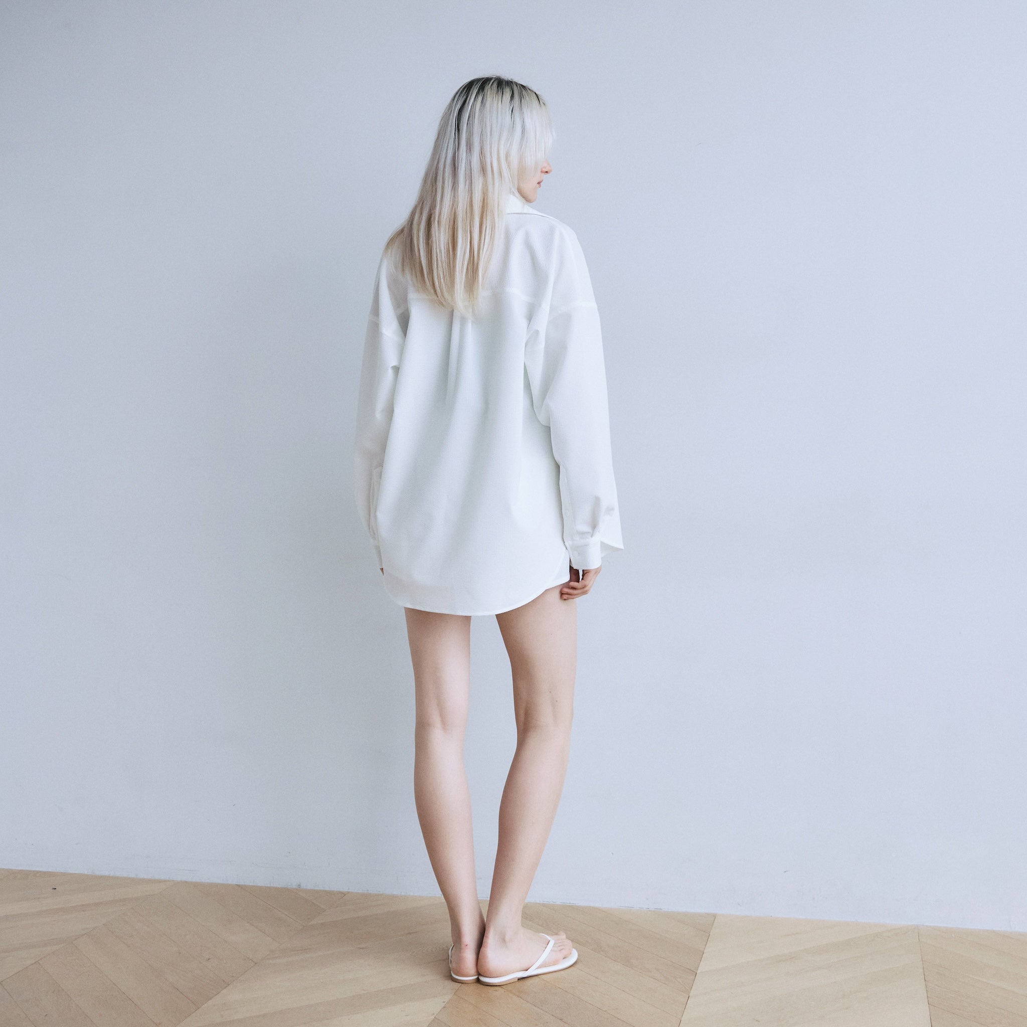 UV-blocking waterproof shirt